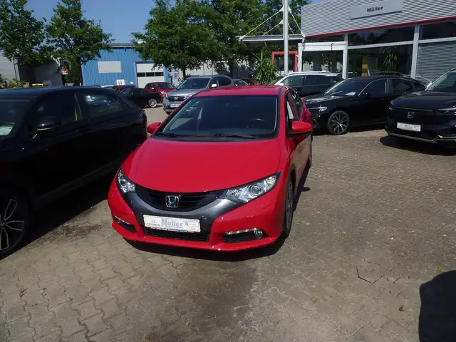 Honda Civic 1.8 i-VTEC Lifestyle + Sound