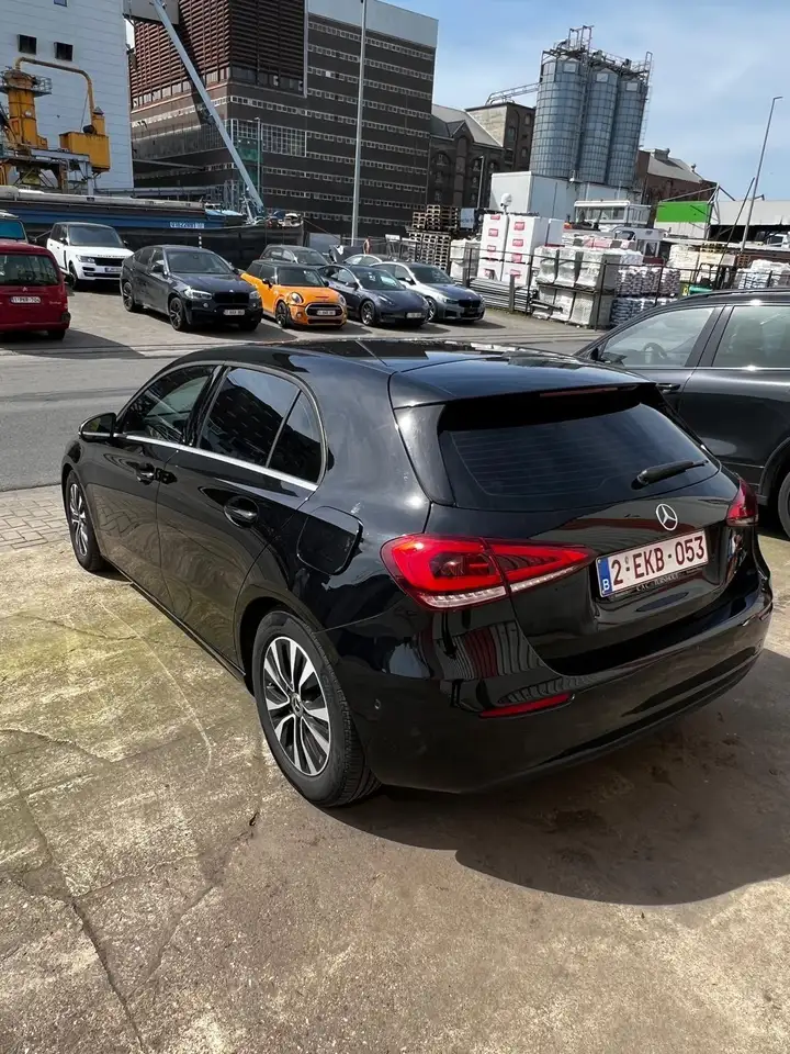 Mercedes-Benz A 180