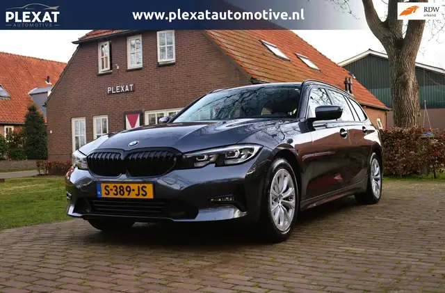 BMW 318 3-serie Touring 318i High Executive Aut. | Zomer +