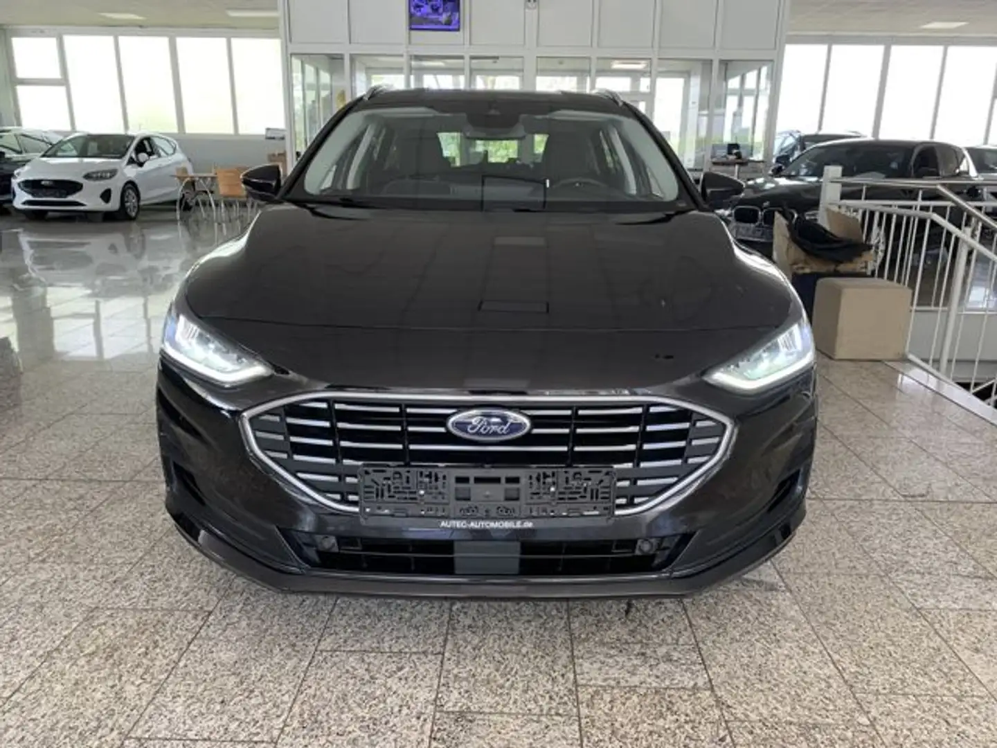 Ford Focus Turnier Titanium X 1.5 LED+KAMERA+SPURH. Schwarz - 2