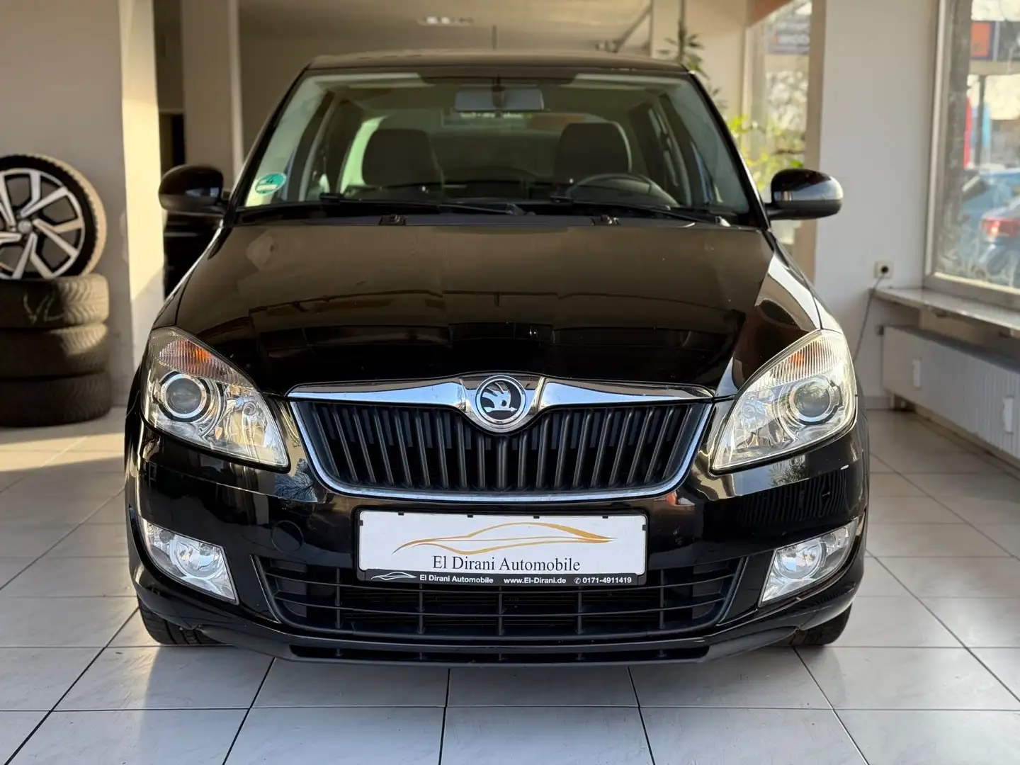 Skoda Fabia 1.2 TSI Fresh AHK/Sitzhz/PDC/Temp/Klima/ Zwart - 2