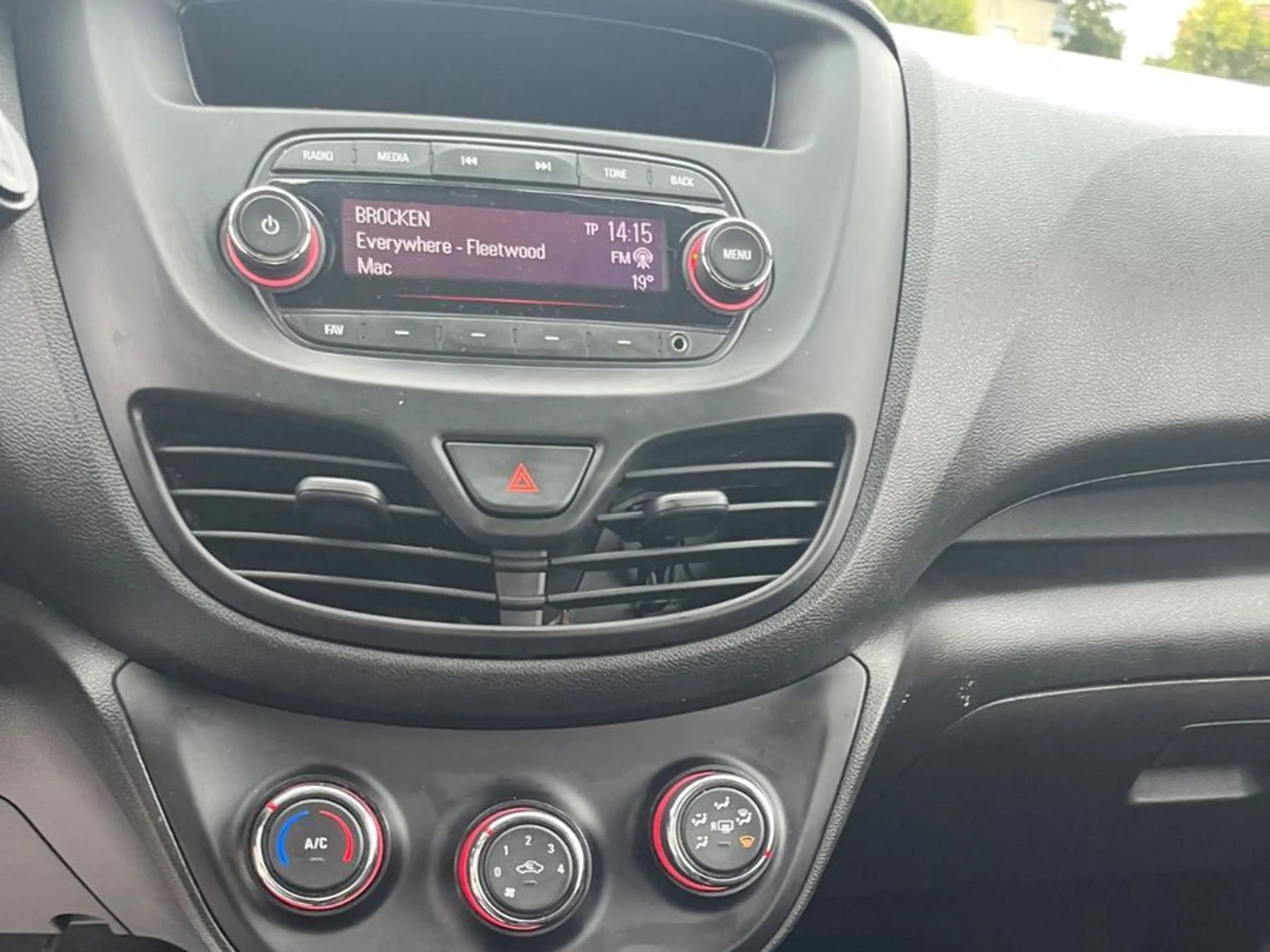 Opel Karl 1.0 Edition*Automatik*Lenk-und Sitzheizung* — photo 32