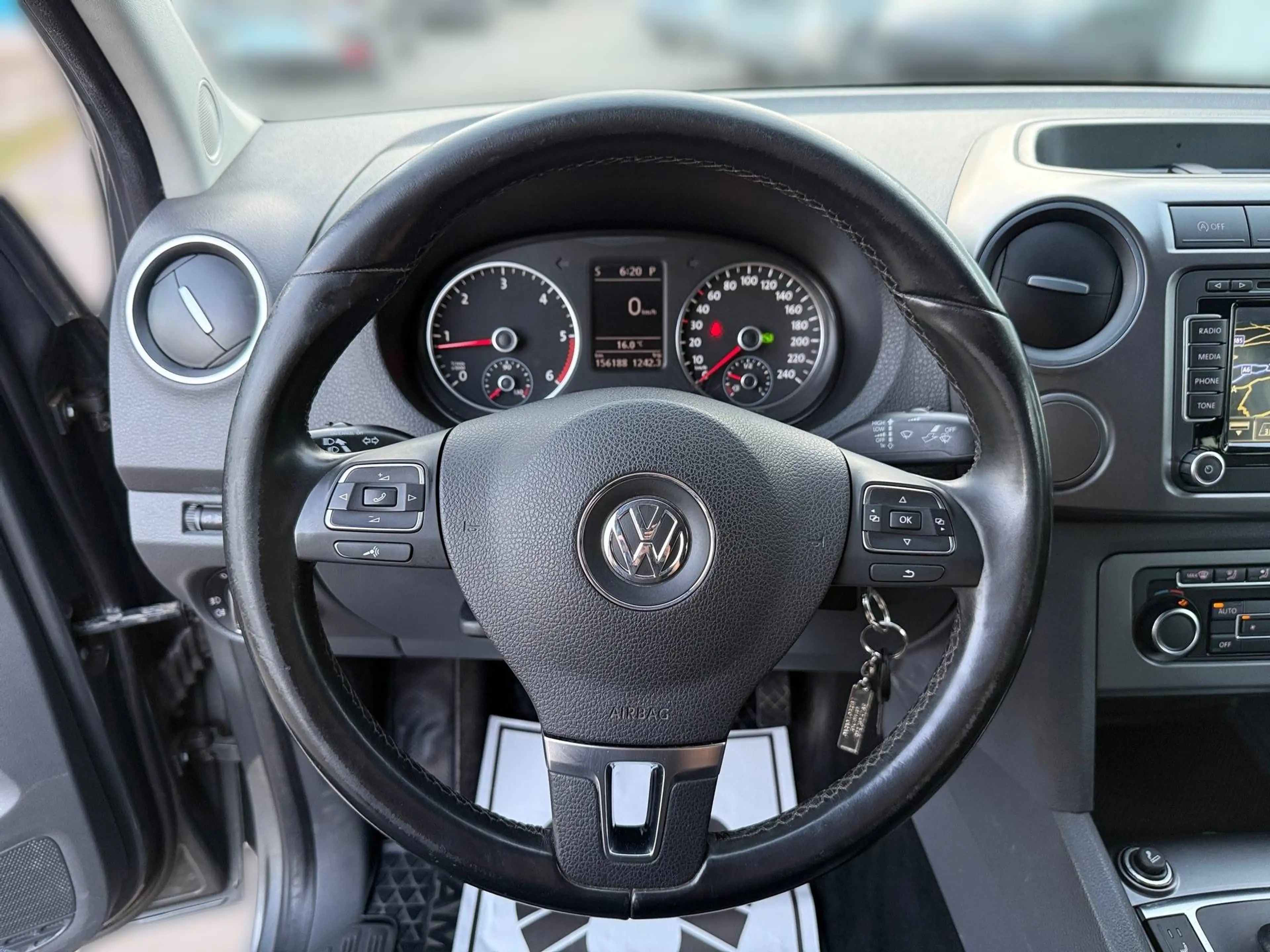 Volkswagen Amarok Highline DoubleCab 4Motion — photo 8