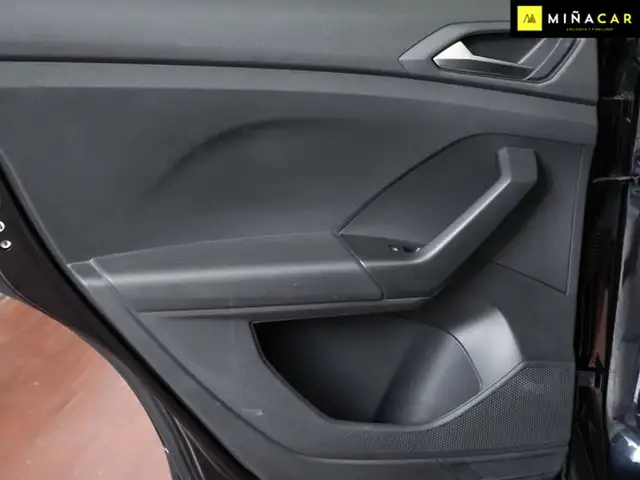 Volkswagen T-Cross view 23