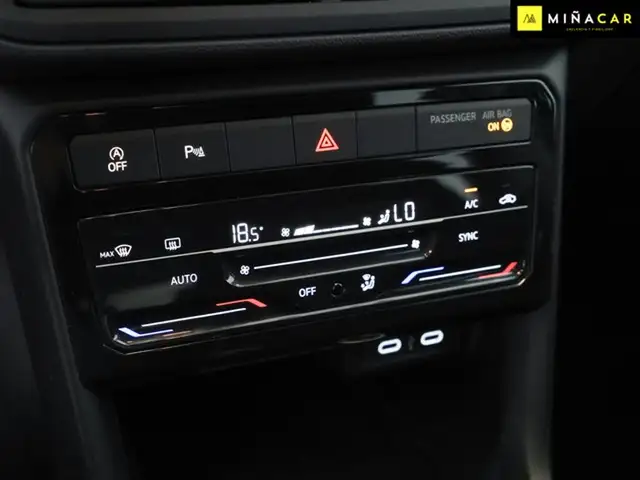 Volkswagen T-Cross view 17