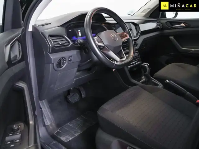 Volkswagen T-Cross view 13