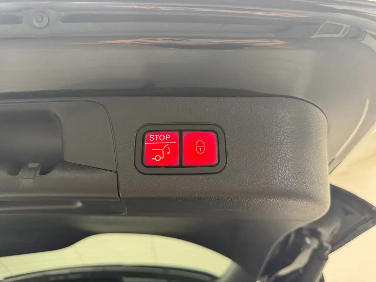 Mercedes-Benz GLB 200 200 Automatic Progressive Advanced Plus 18