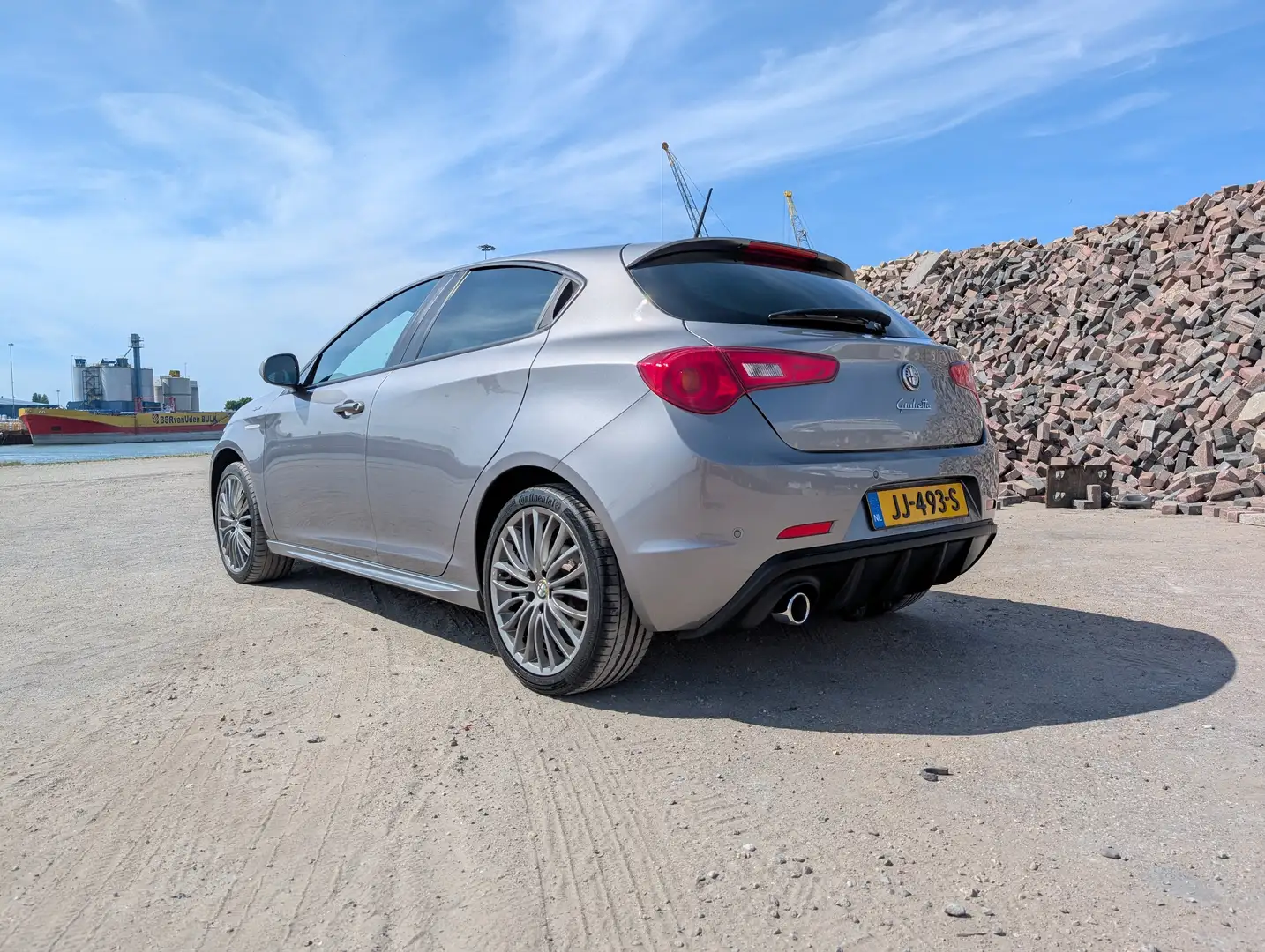 Alfa Romeo Giulietta Giulietta 1.4 Turbo MultiAir Grijs - 1