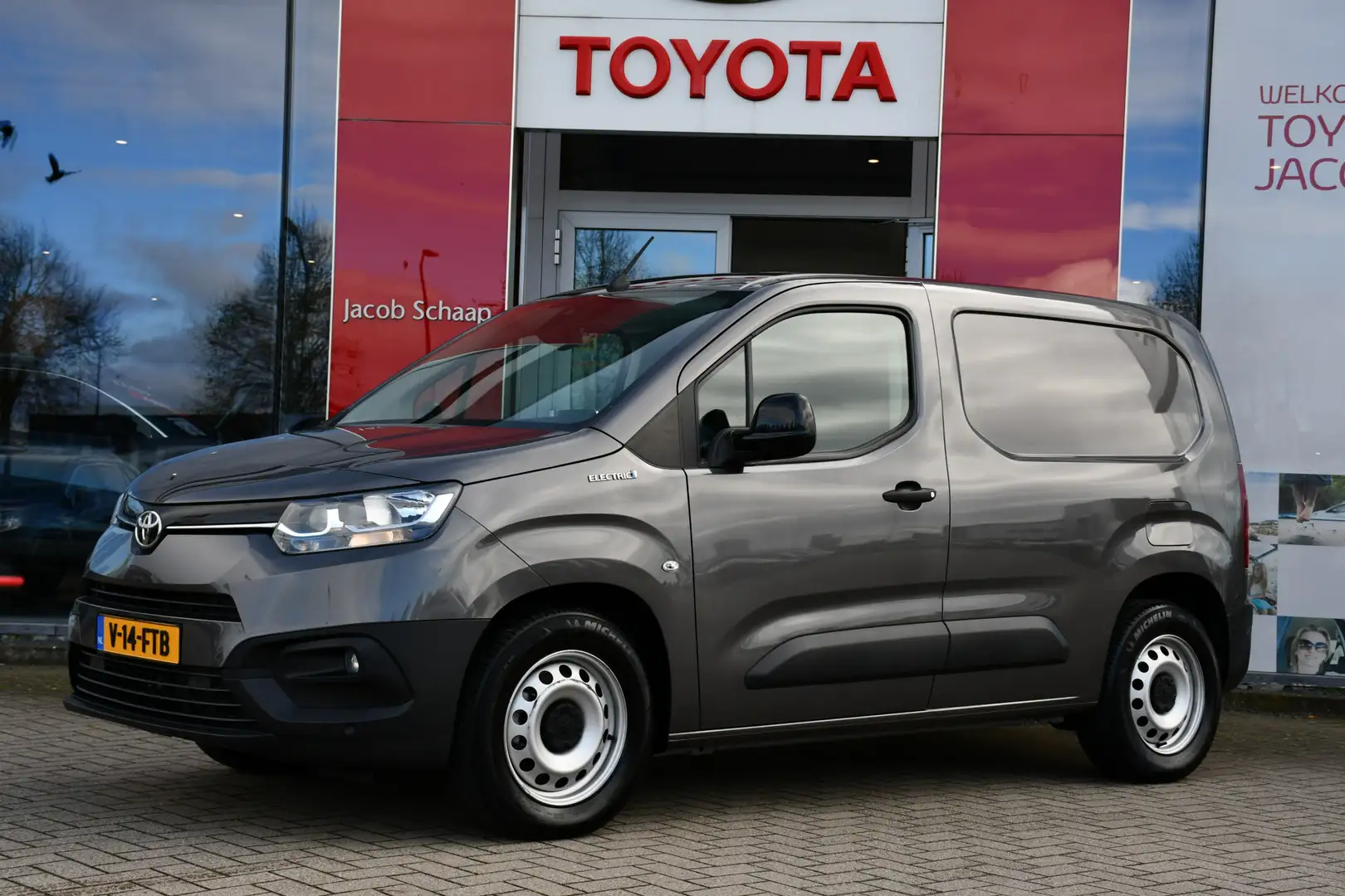 Toyota Proace City Electric Live 50 kWh Automaat 136pk | Navigatie-pa Gris - 1