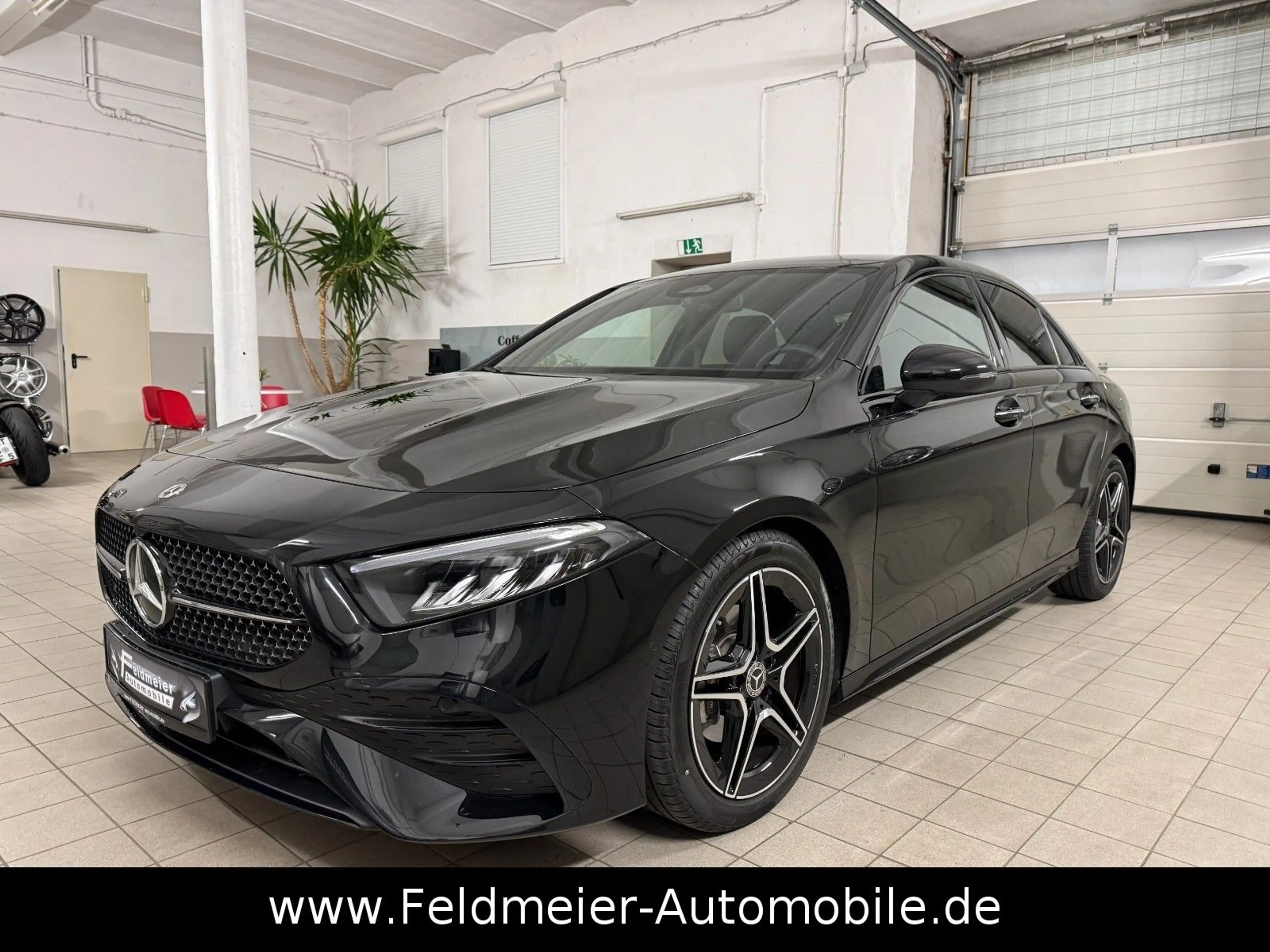 Mercedes-Benz A 200 AMG*Limo*Edition*Night*STHZ*AHK*Distr*Totw