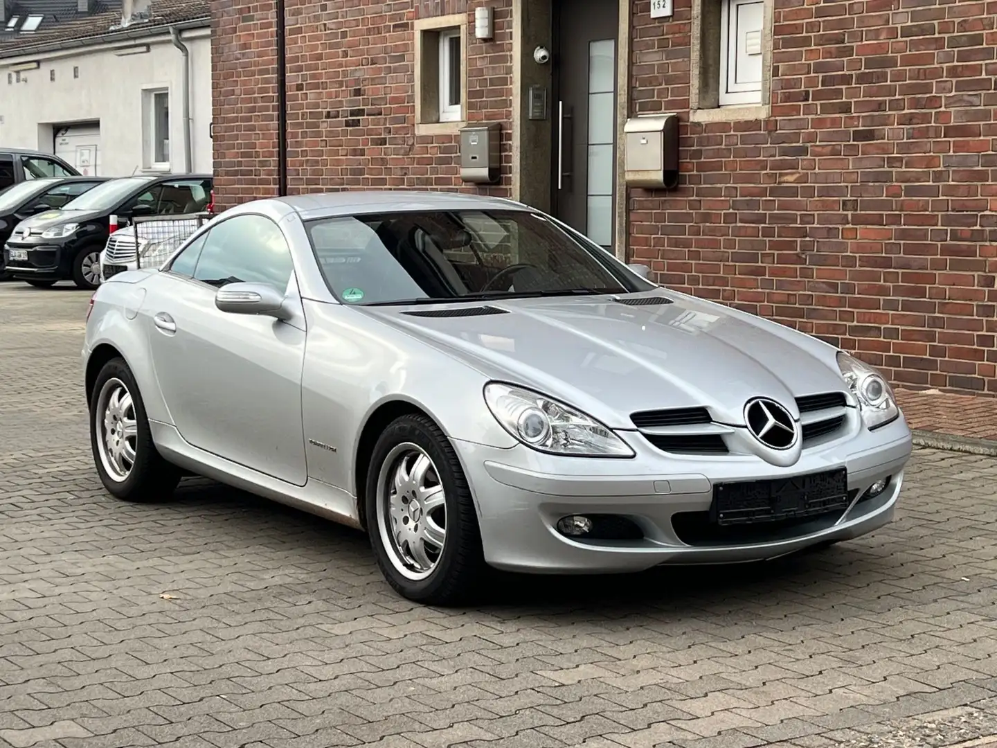 Mercedes-Benz SLK 200 Kompressor Roadster*TÜV*SITZHZ*AUTOMATIK Argent - 2