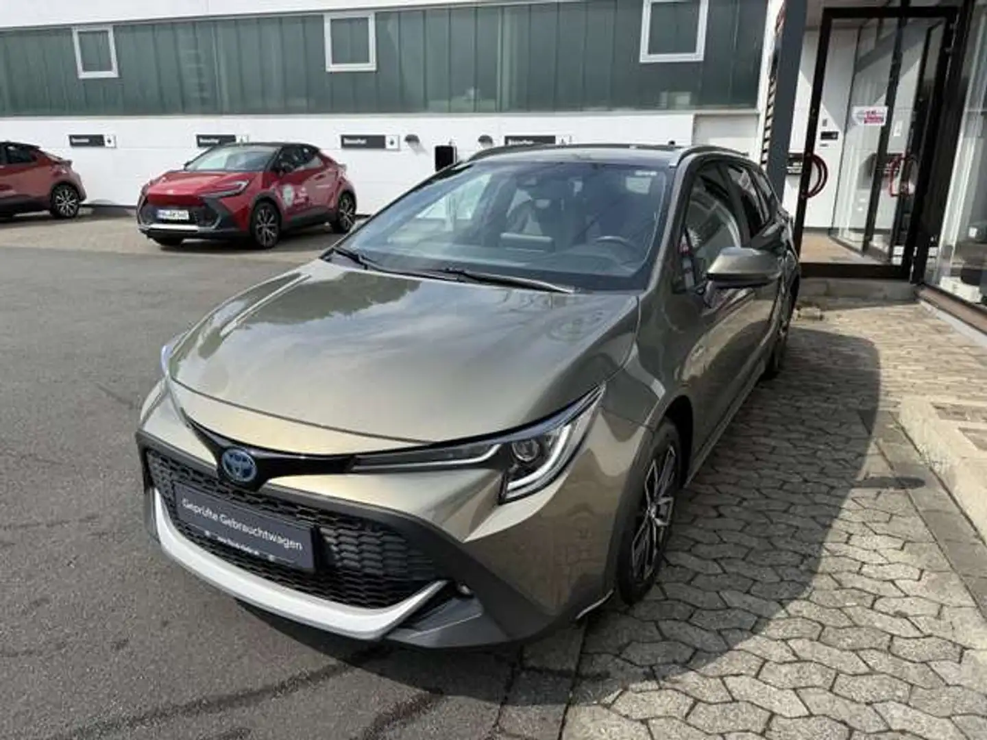 Toyota Corolla 1.8 Hybrid Touring Sports Trek - 2