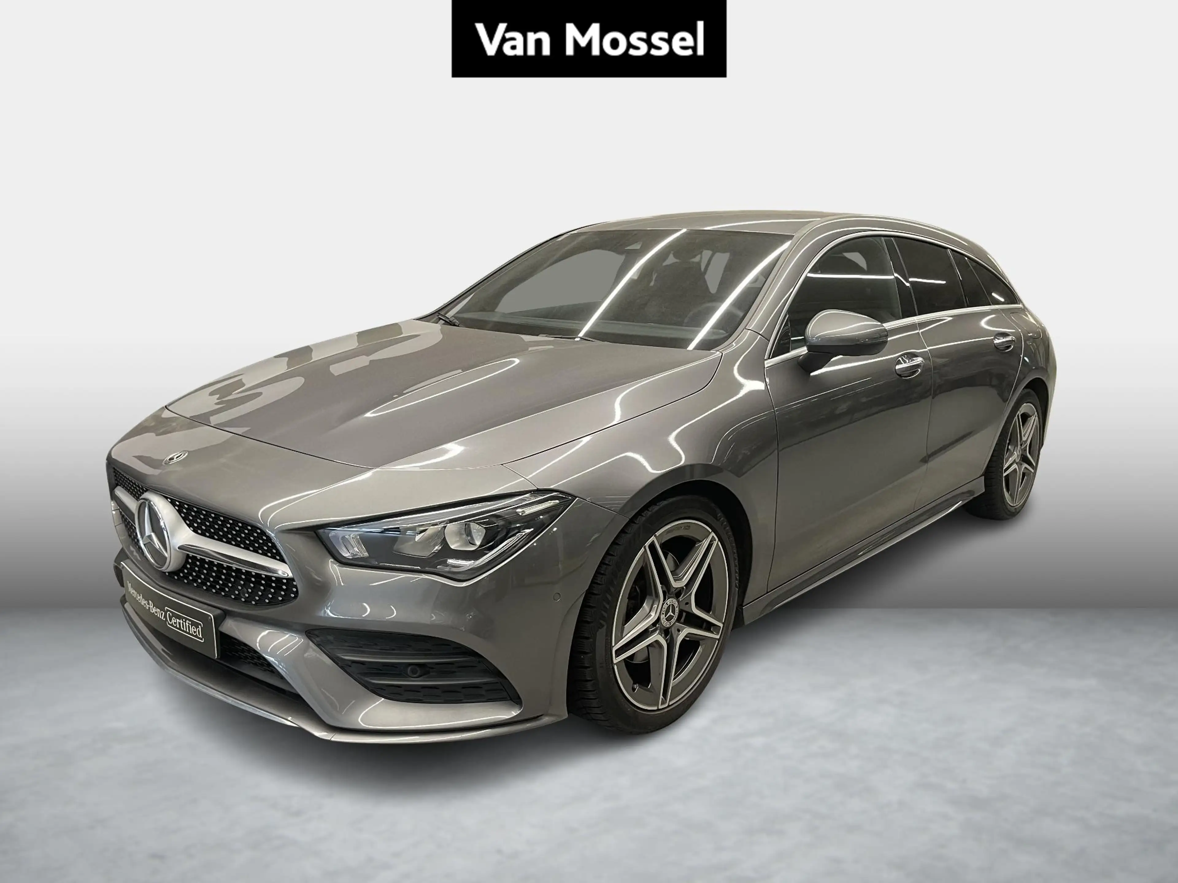 Mercedes-Benz CLA 180 180d AMG LINE Shooting Brake + CARPLAY + LED + KEY