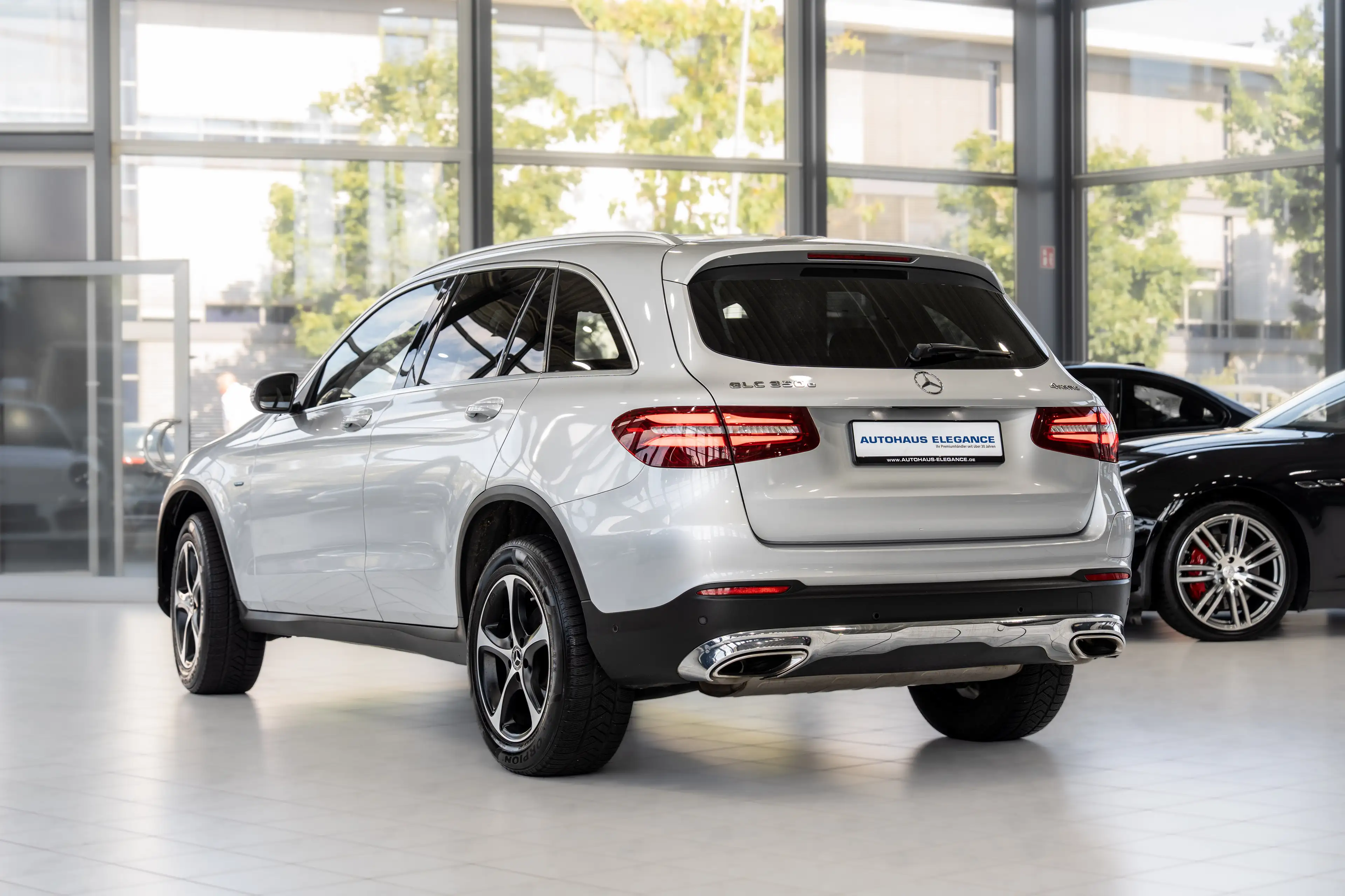 Mercedes-Benz GLC 350 e 4Matic*KOMFORT-PAKET*LED*NAVI*KAMERA* — photo 3