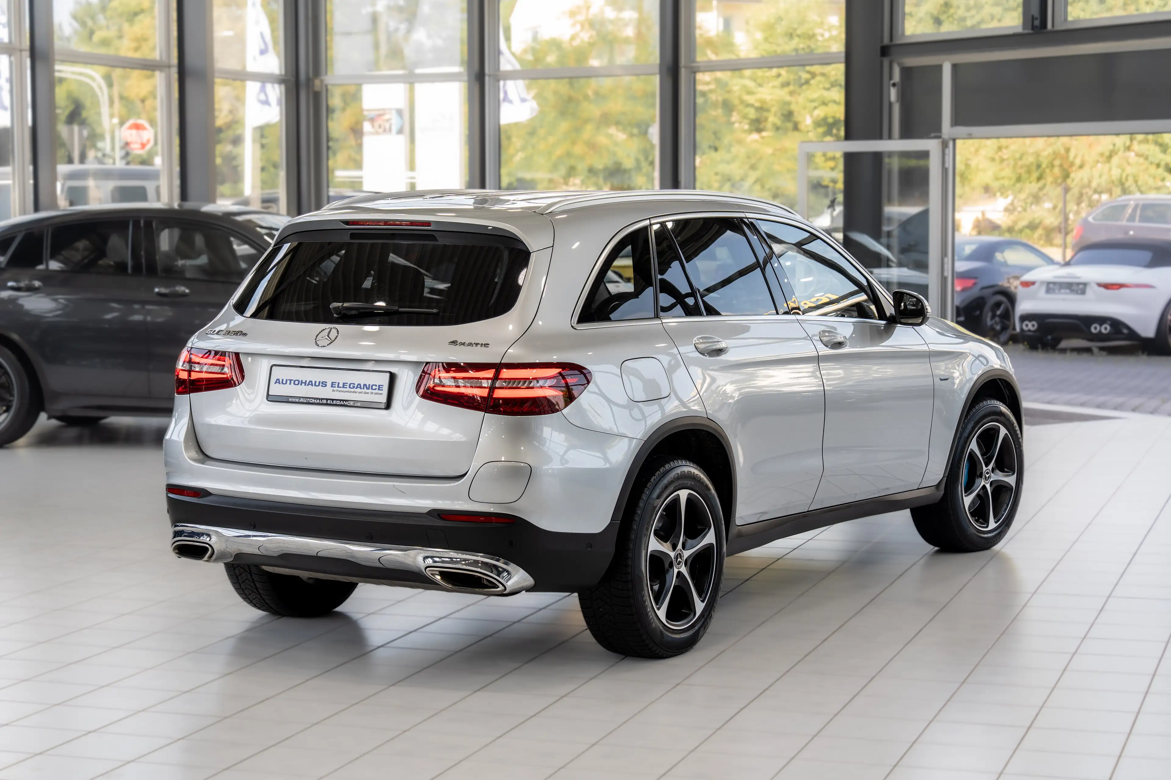 Mercedes-Benz GLC 350 e 4Matic*KOMFORT-PAKET*LED*NAVI*KAMERA* — photo 10