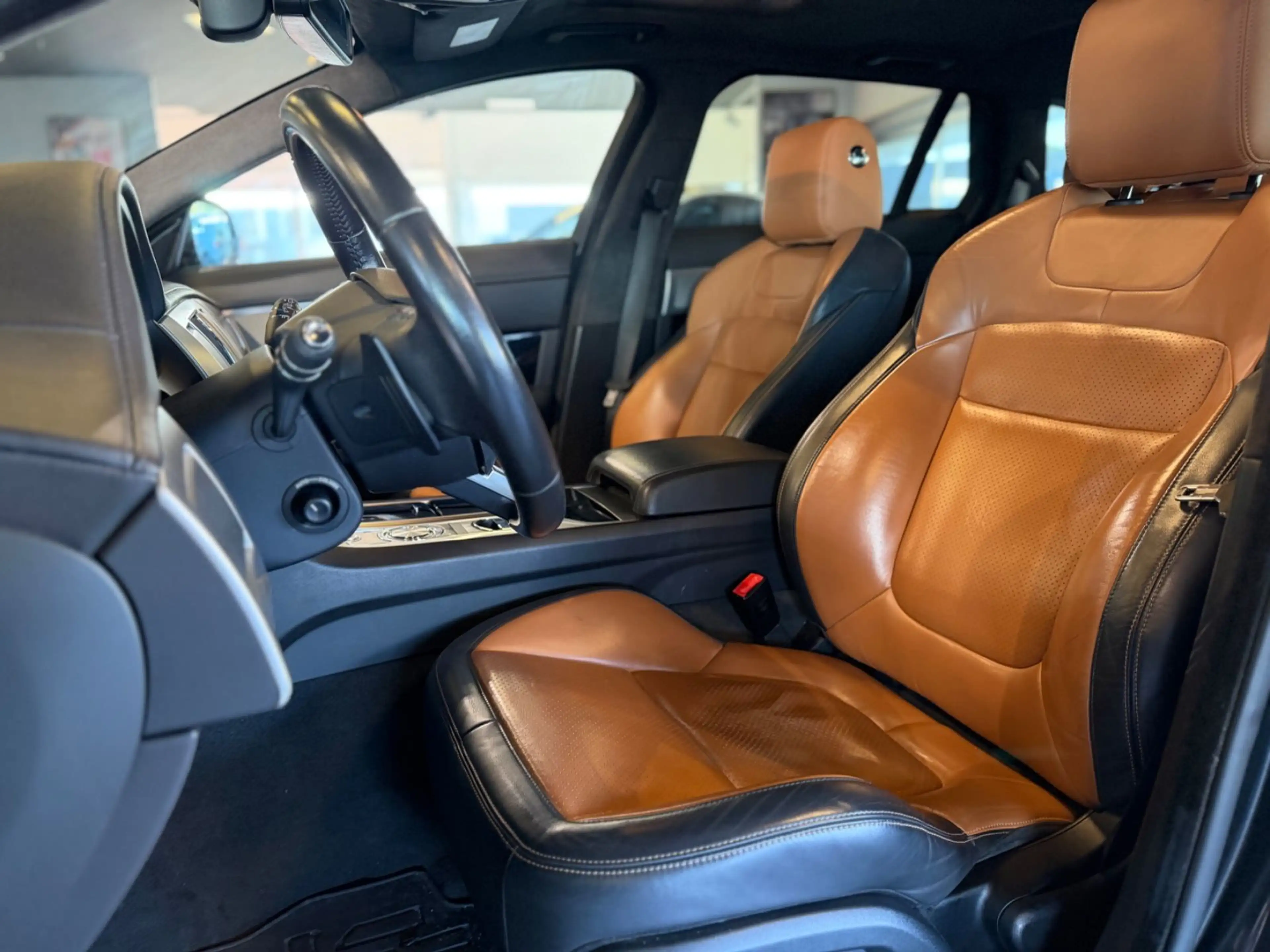Jaguar XF Sportbrake 3.0 V6 Diesel S |LED|PDC|SHZ|KAMER — photo 12