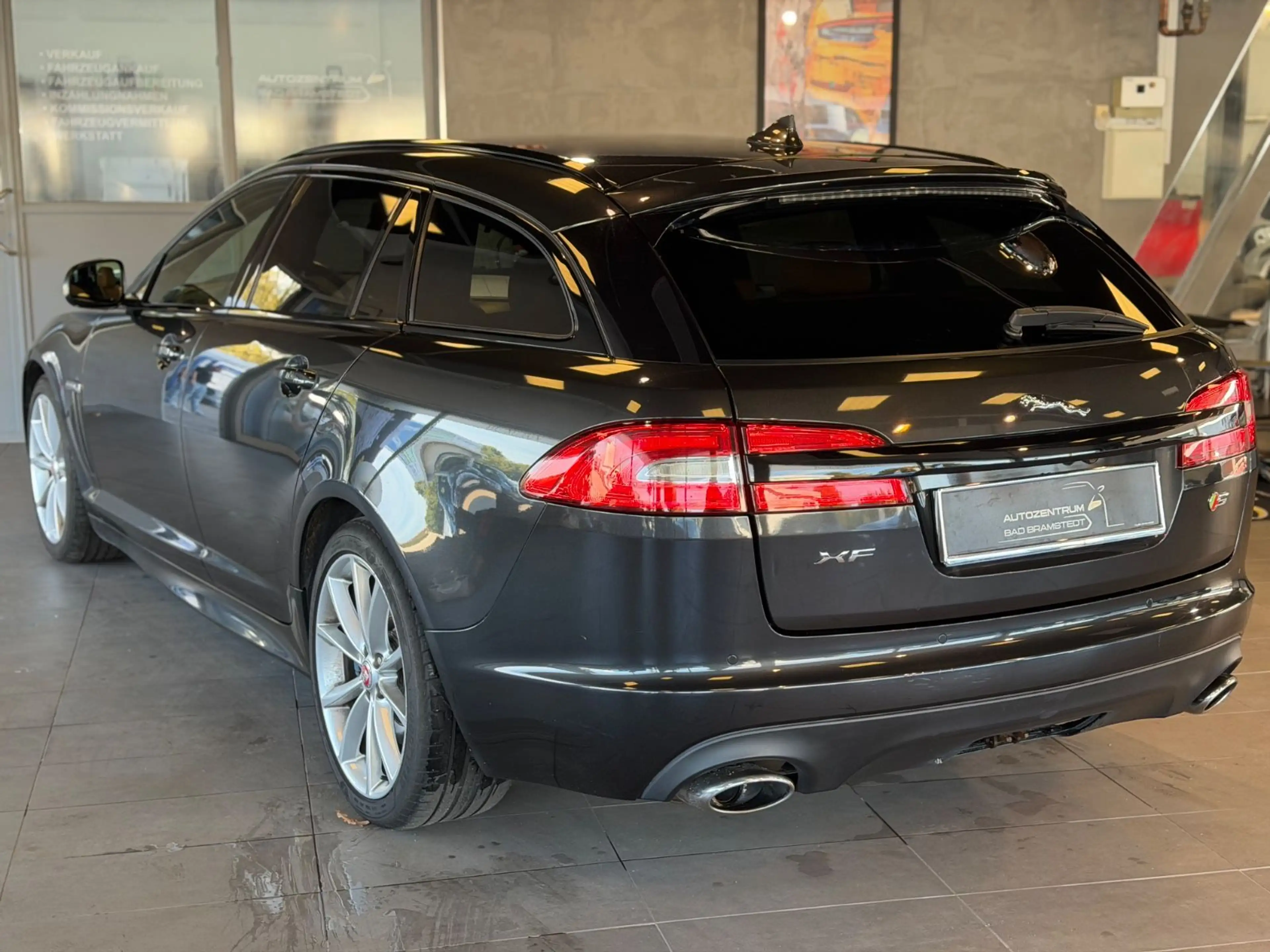 Jaguar XF Sportbrake 3.0 V6 Diesel S |LED|PDC|SHZ|KAMER — photo 4