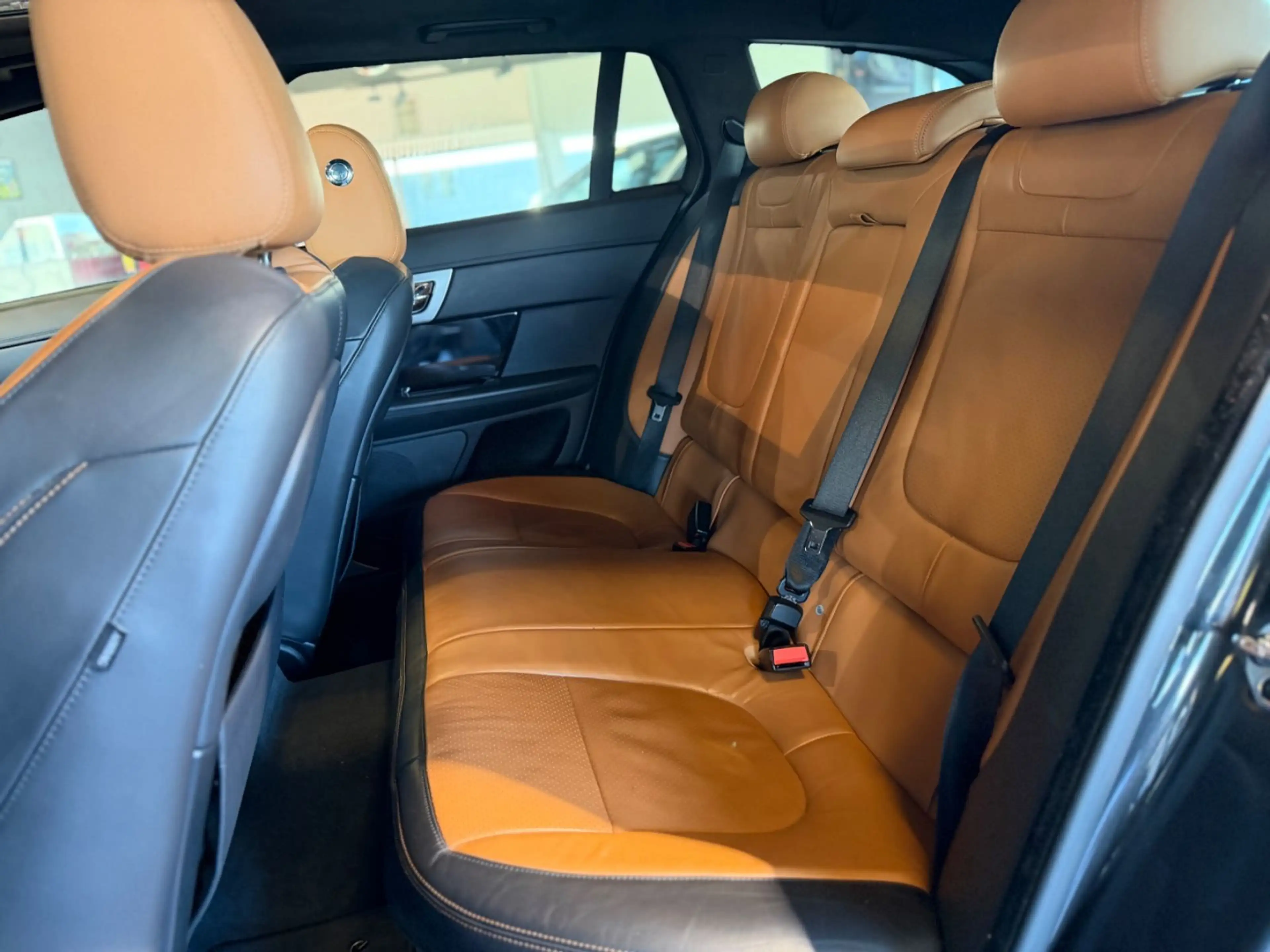 Jaguar XF Sportbrake 3.0 V6 Diesel S |LED|PDC|SHZ|KAMER — photo 15