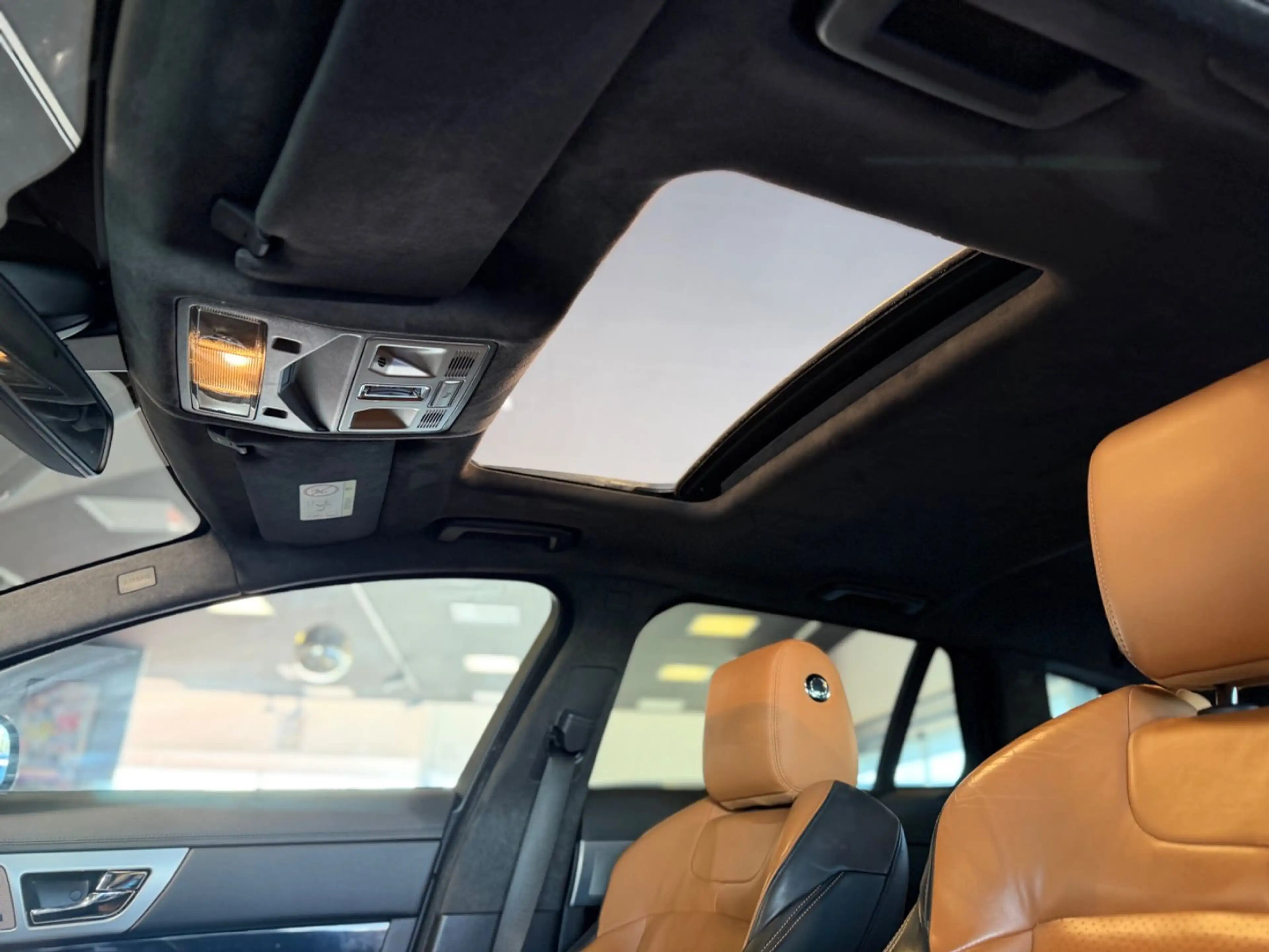 Jaguar XF Sportbrake 3.0 V6 Diesel S |LED|PDC|SHZ|KAMER — photo 14