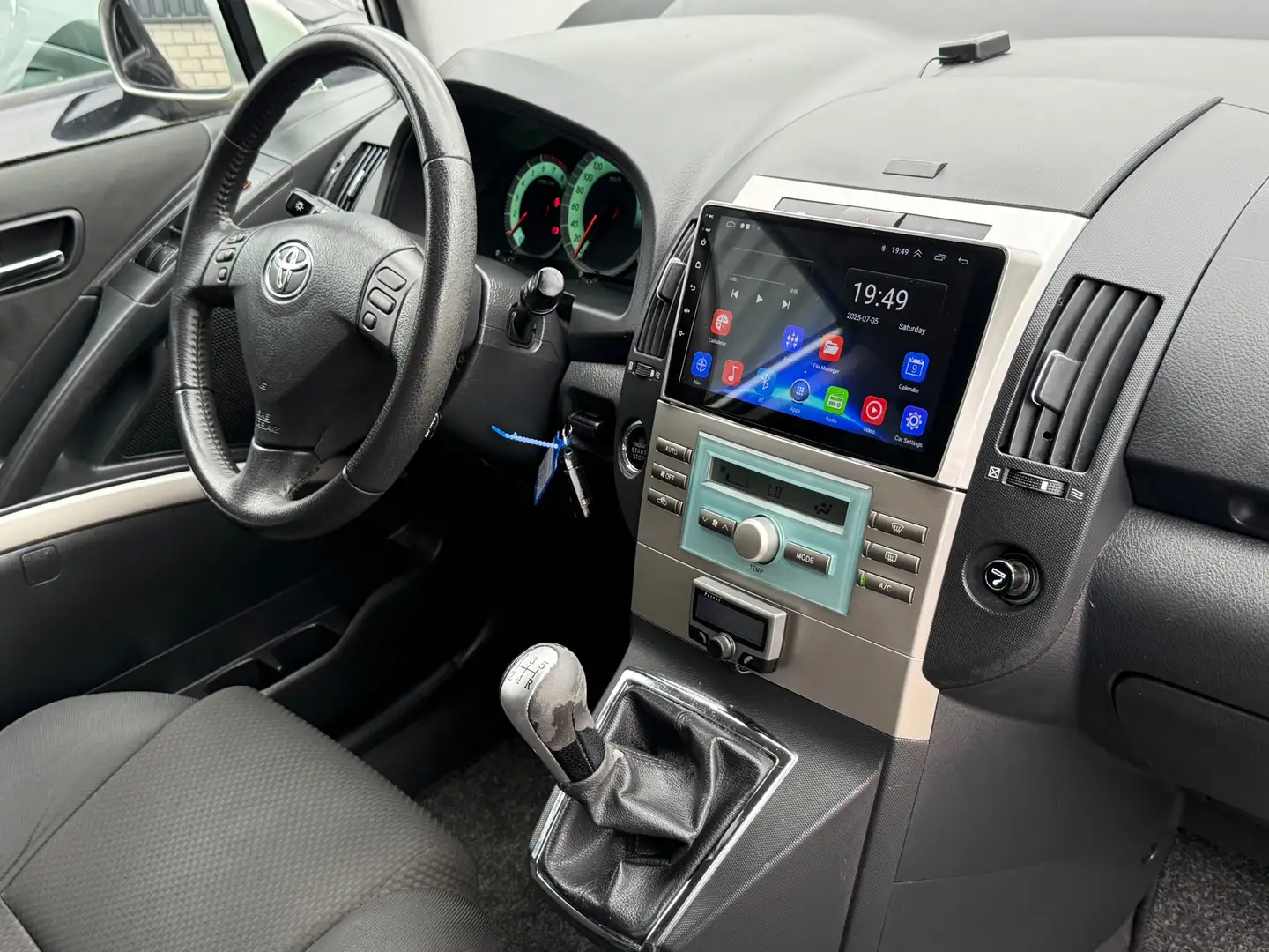 Toyota Corolla Verso 1.8 VVT-i Luna Airco Cruise Android Nieuwe Apk Grey - 2