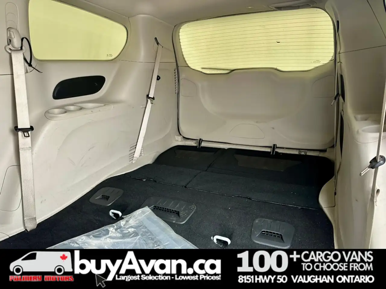 Chrysler Grand Caravan снимка Chrysler Grand Caravan