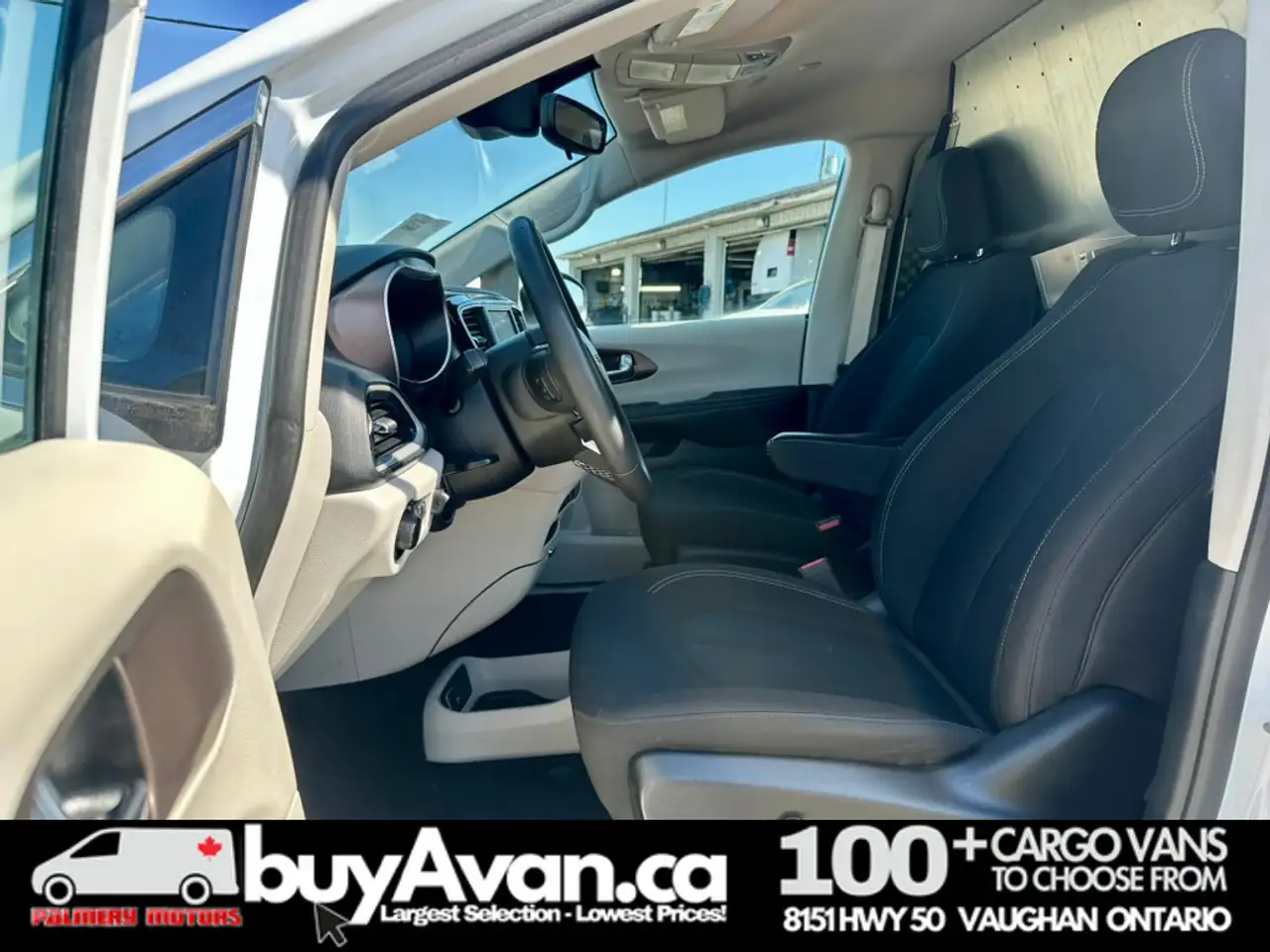 Chrysler Grand Caravan снимка Chrysler Grand Caravan