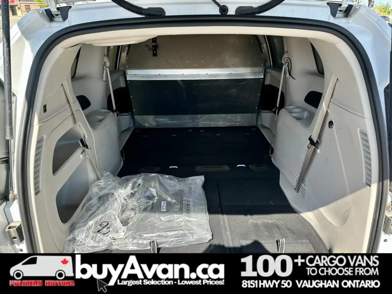 Chrysler Grand Caravan снимка Chrysler Grand Caravan
