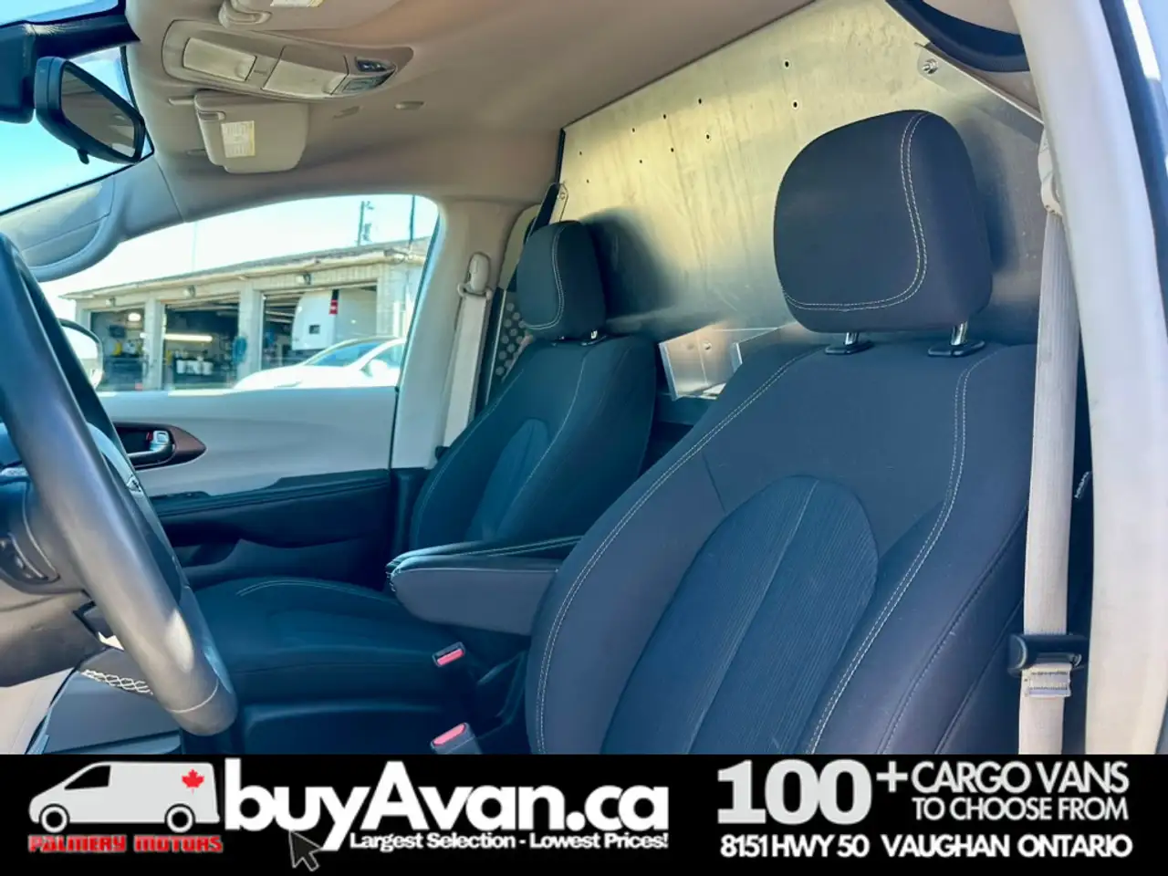 Chrysler Grand Caravan снимка Chrysler Grand Caravan