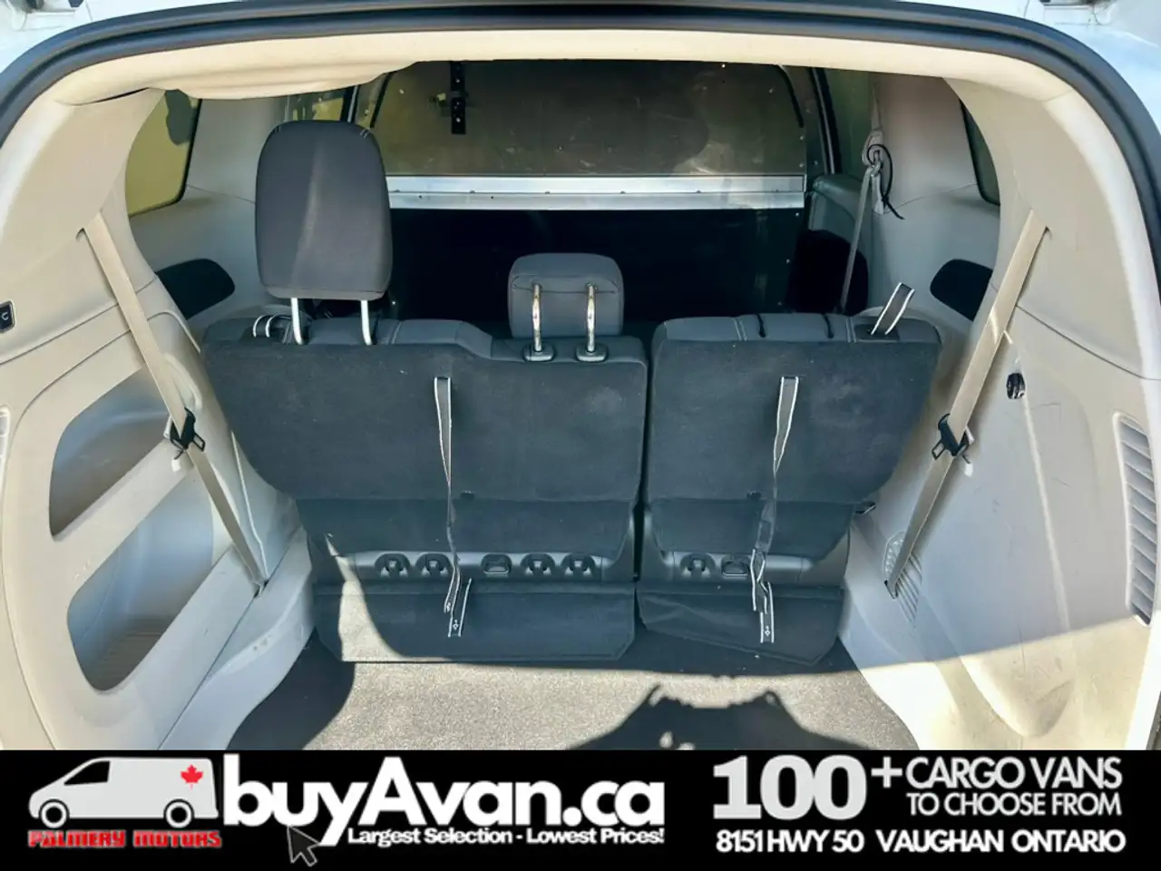 Chrysler Grand Caravan снимка Chrysler Grand Caravan