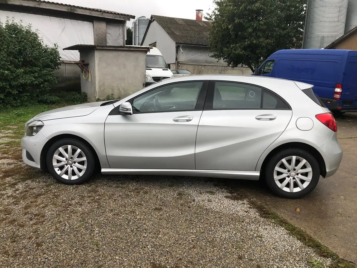 Mercedes-Benz A 180 CDI / d BlueEfficiency Turbo defekt Silber - 2