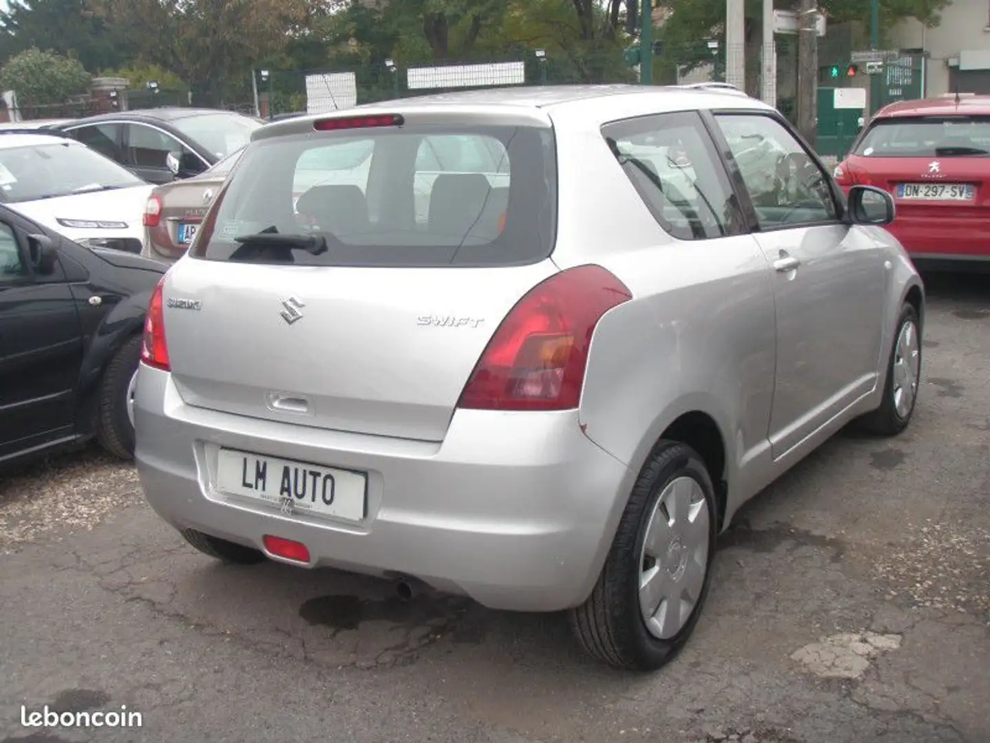 Suzuki Swift II 1.3 VVT 82 GL 3P Gris - 2