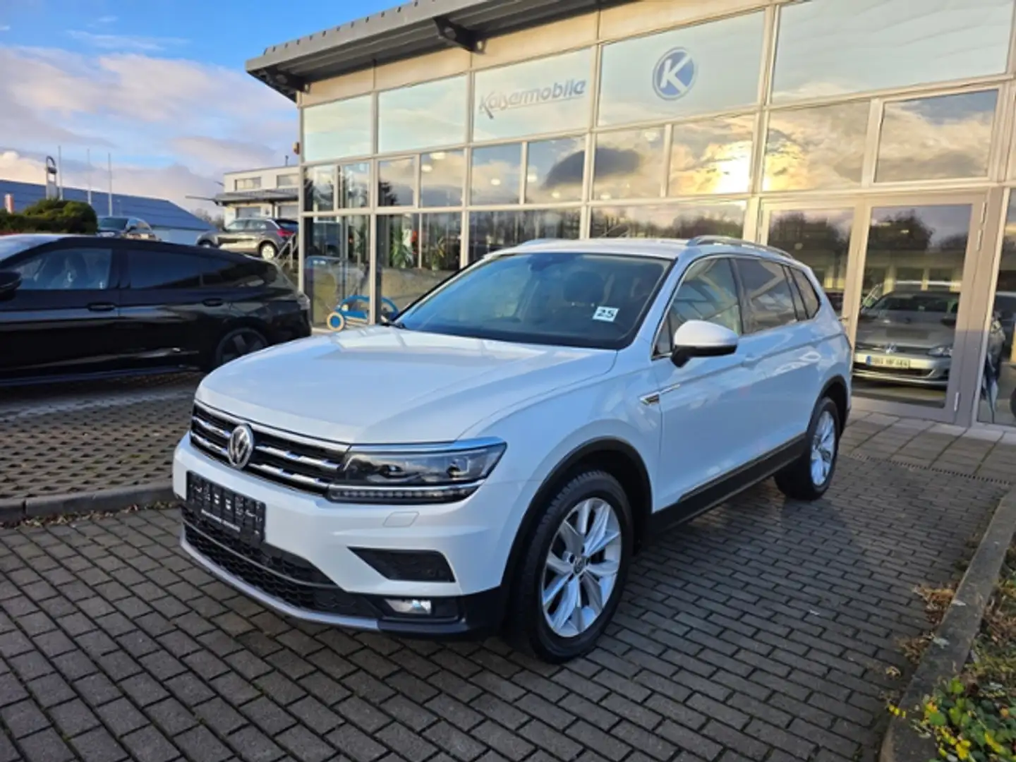 Volkswagen Tiguan Allspace 1.4 TSI Comfortline KLIMA ALU Weiß - 2