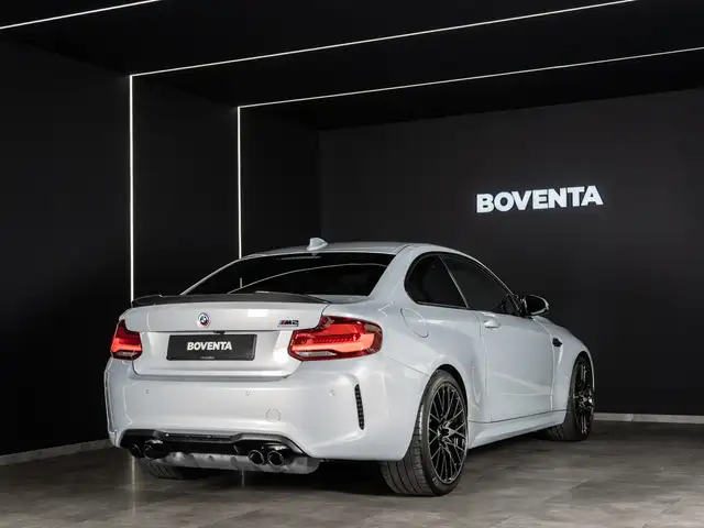 BMW M2 view 8