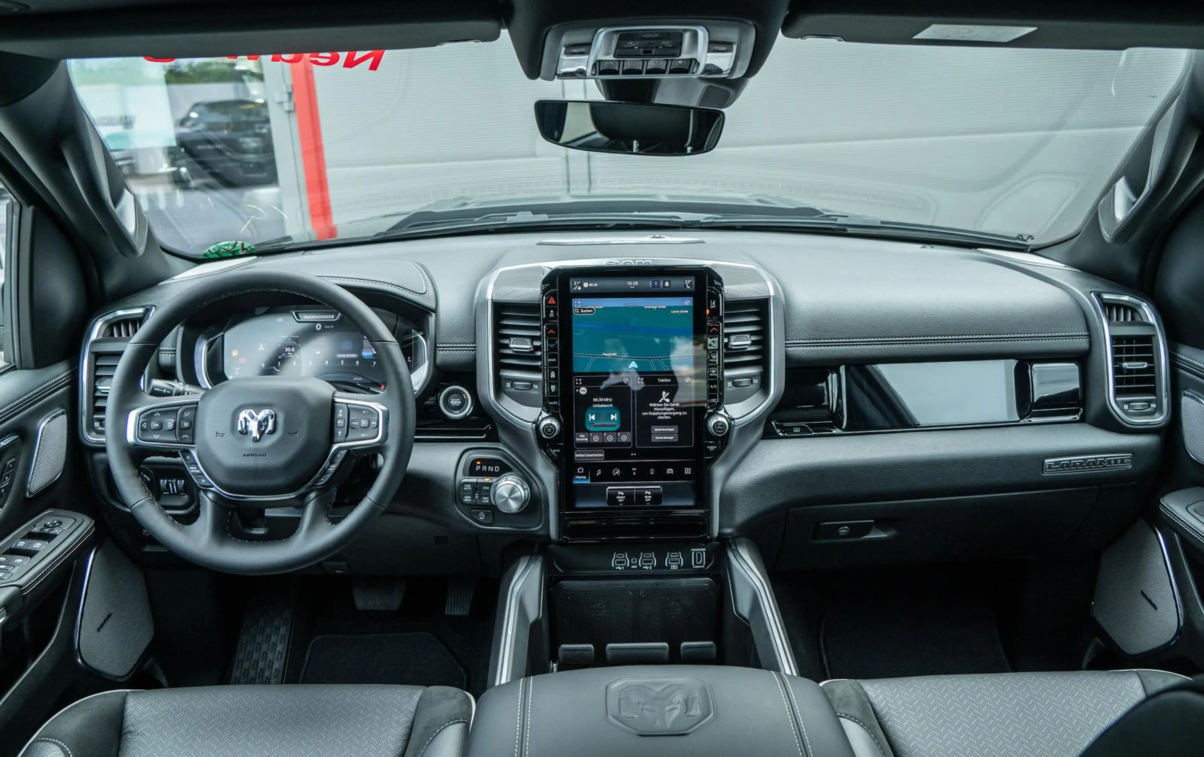 Dodge RAM Laramie Night 5,7l V8,ACC,Pano,MY26,LPG 0€ — photo 12