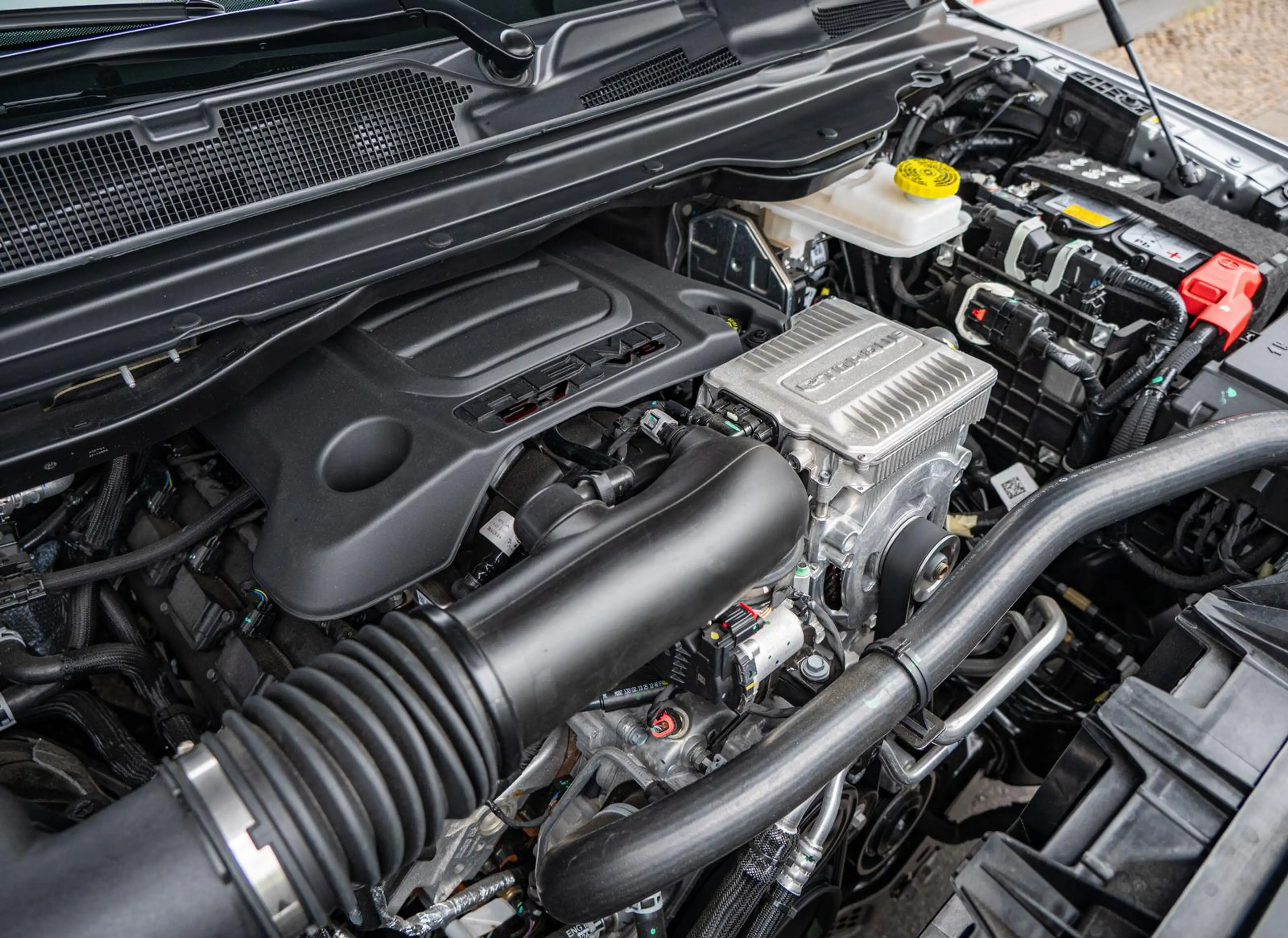 Dodge RAM Laramie Night 5,7l V8,ACC,Pano,MY26,LPG 0€ — photo 10
