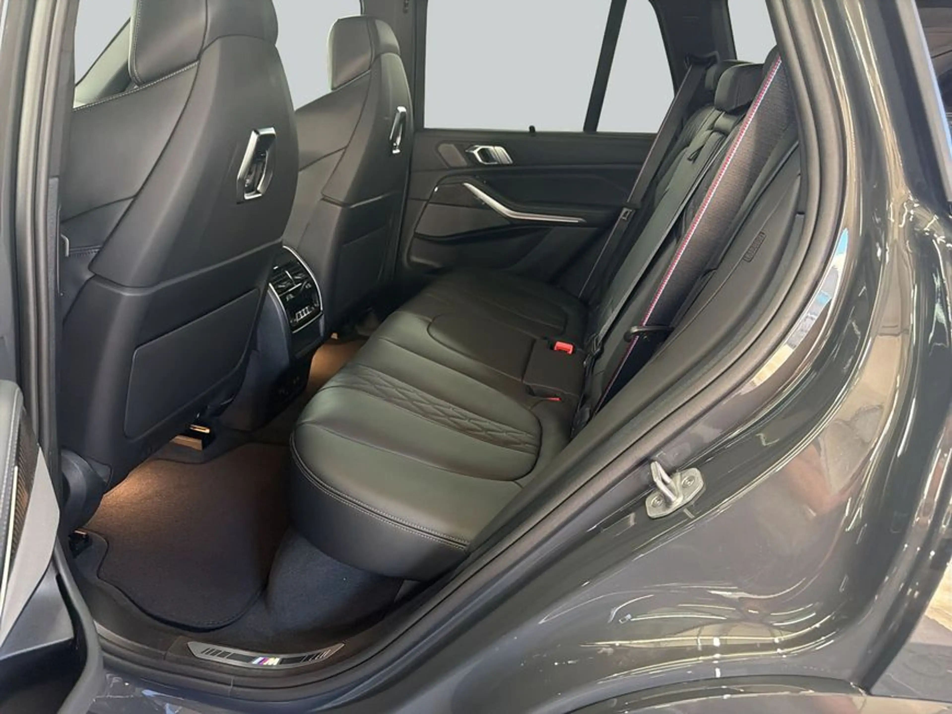 BMW X5 xDrive50e 230 kW, 5-türig — photo 12