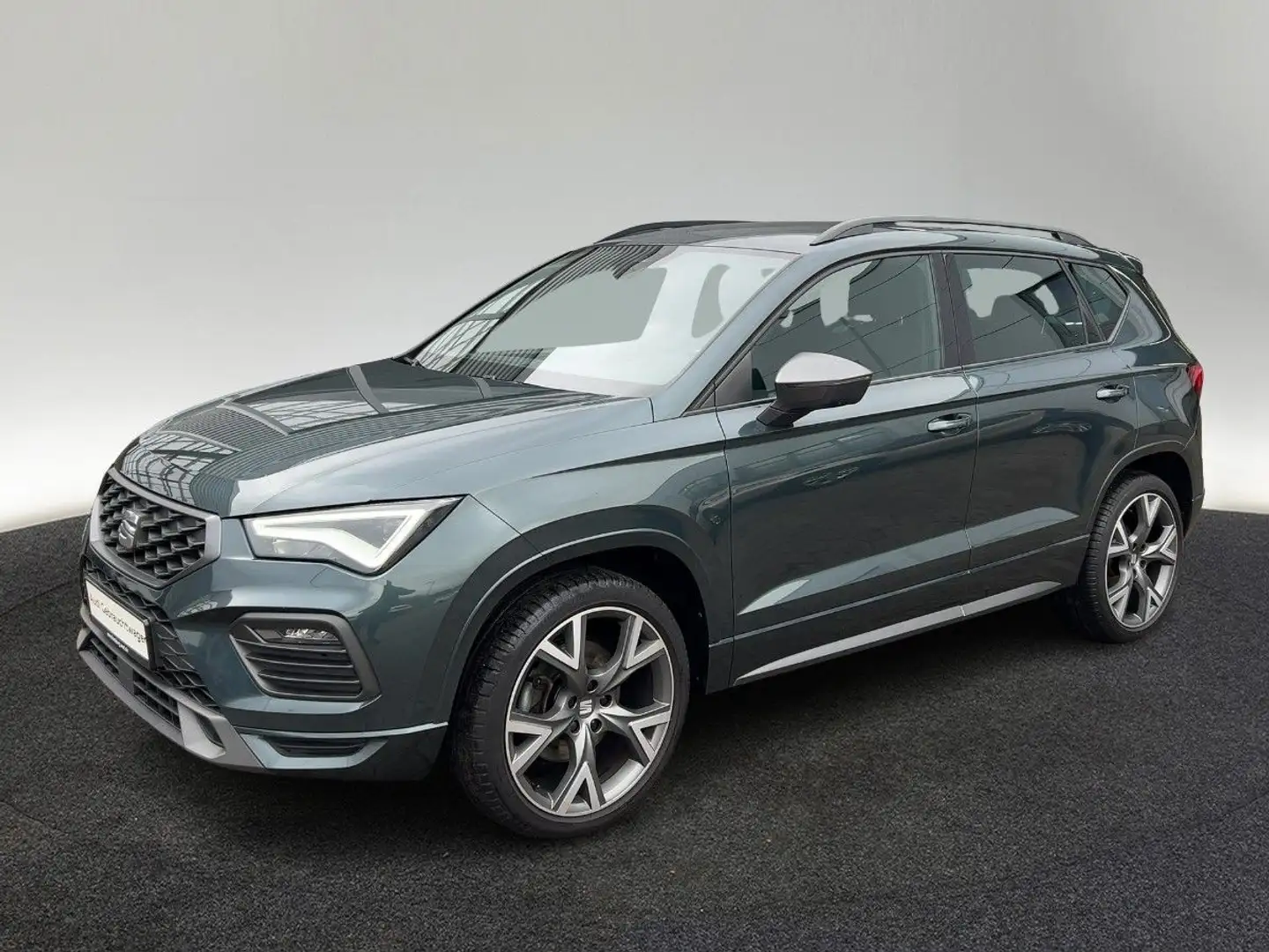 SEAT Ateca 2.0 TDI FR DSG AHK Standhzg Sitzhzg LED Vert - 2