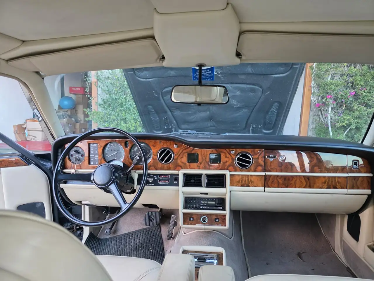 Rolls-Royce Silver Spur 6.8, foto 12