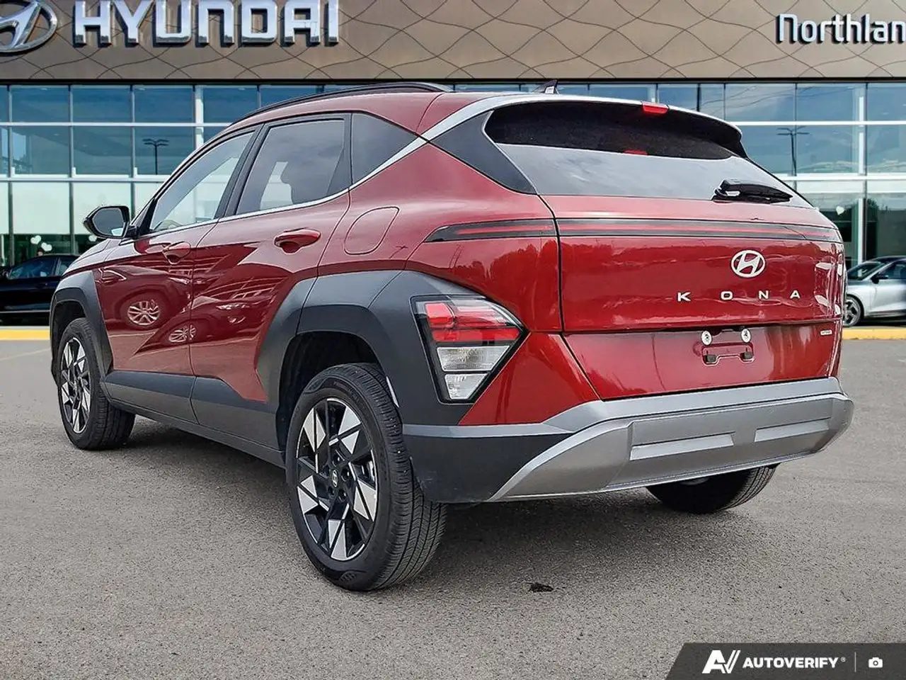 Hyundai KONA снимка Hyundai KONA