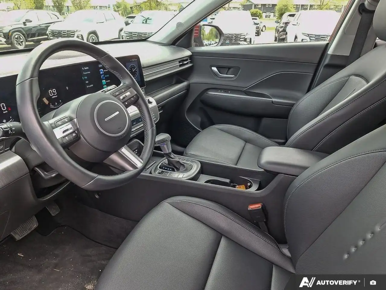 Hyundai KONA снимка Hyundai KONA
