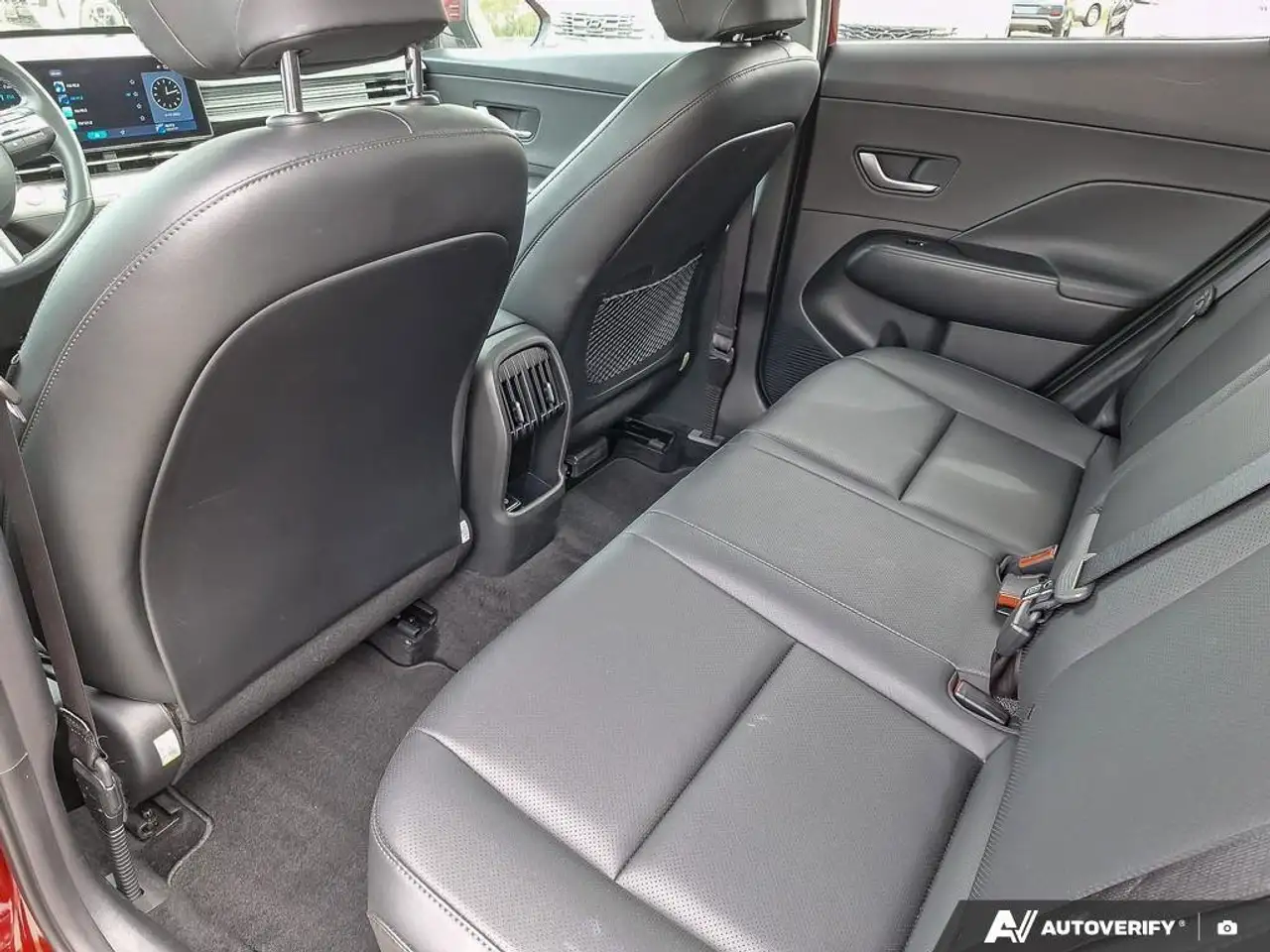 Hyundai KONA снимка Hyundai KONA