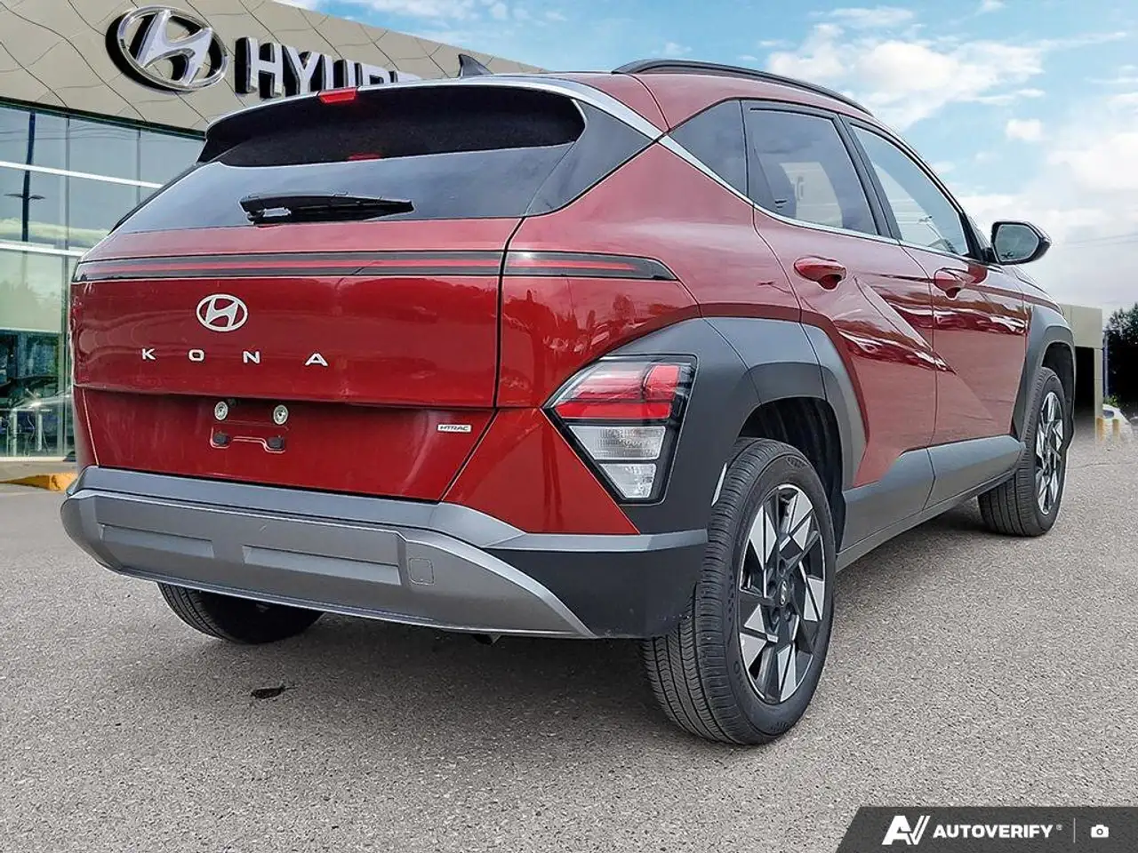 Hyundai KONA снимка Hyundai KONA
