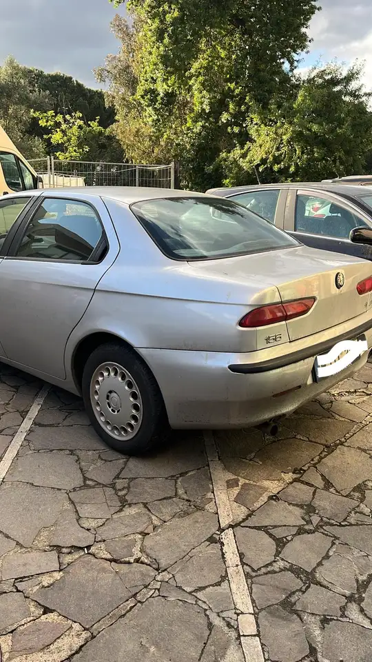 Alfa Romeo 156 1.9 jtd Distinctive, foto 3
