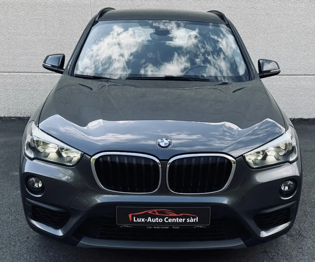 BMW X1 1.5i sDrive18 OPF (EU6d-TEMP) Gris - 1
