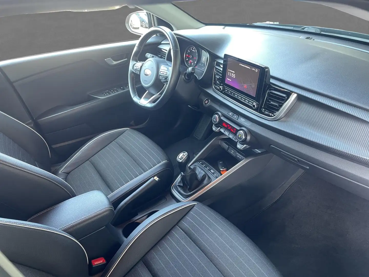 Kia Rio 1.0 T-GDi MHEV GT-Line Stoelverwarming | Keyless | Noir - 2