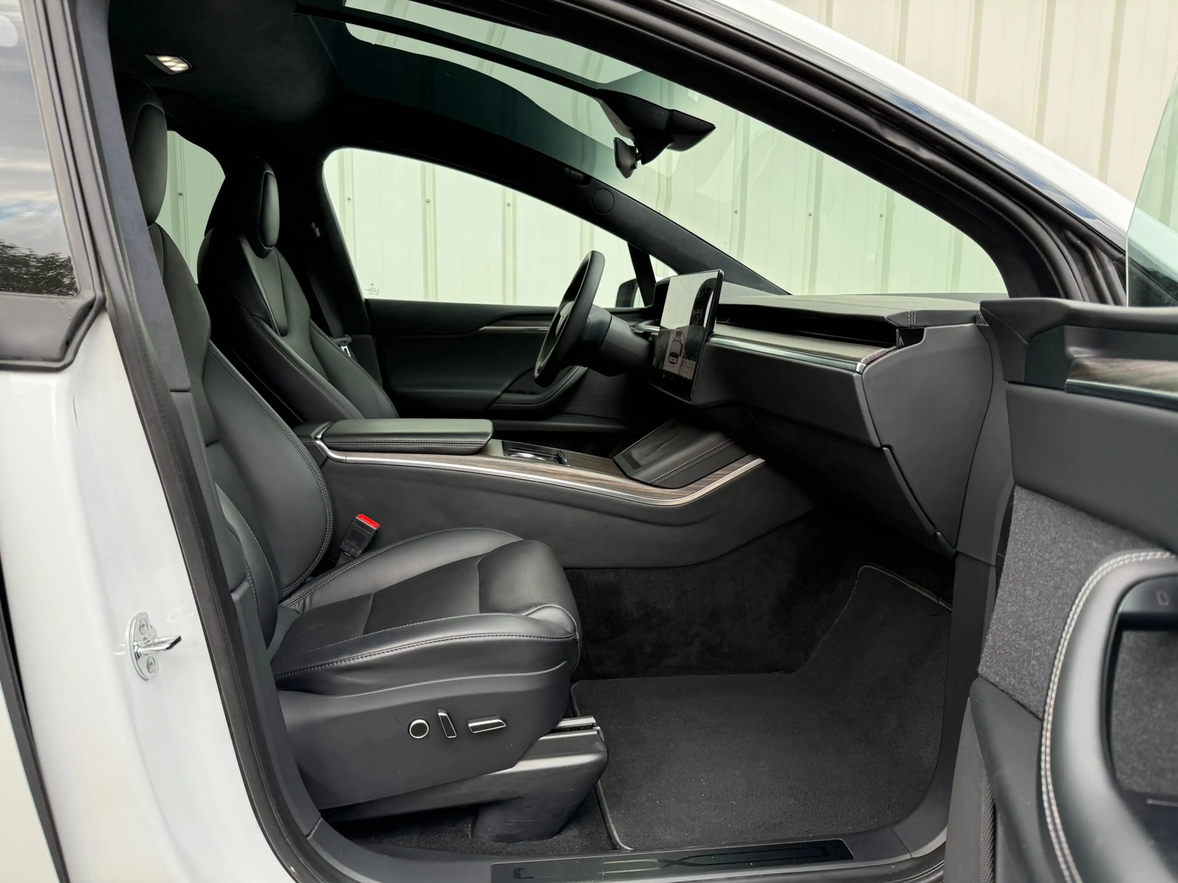 Tesla Model X Dual Motor AWD 7p. 100 kWh Long Range FSD 4.0 — photo 15