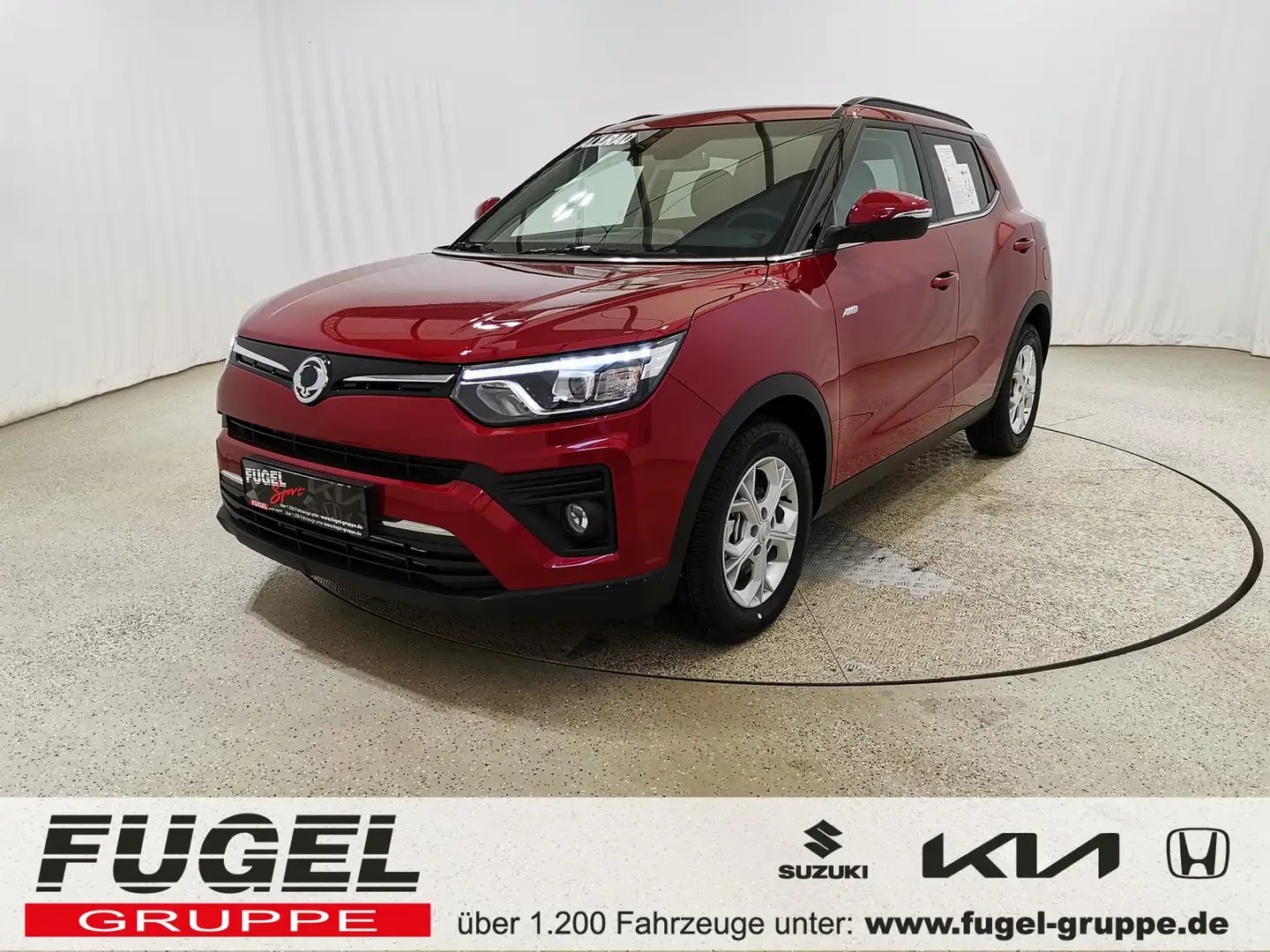 SsangYong Tivoli 1.5P Quartz 4WD Navi|RFK|LED Rouge - 1