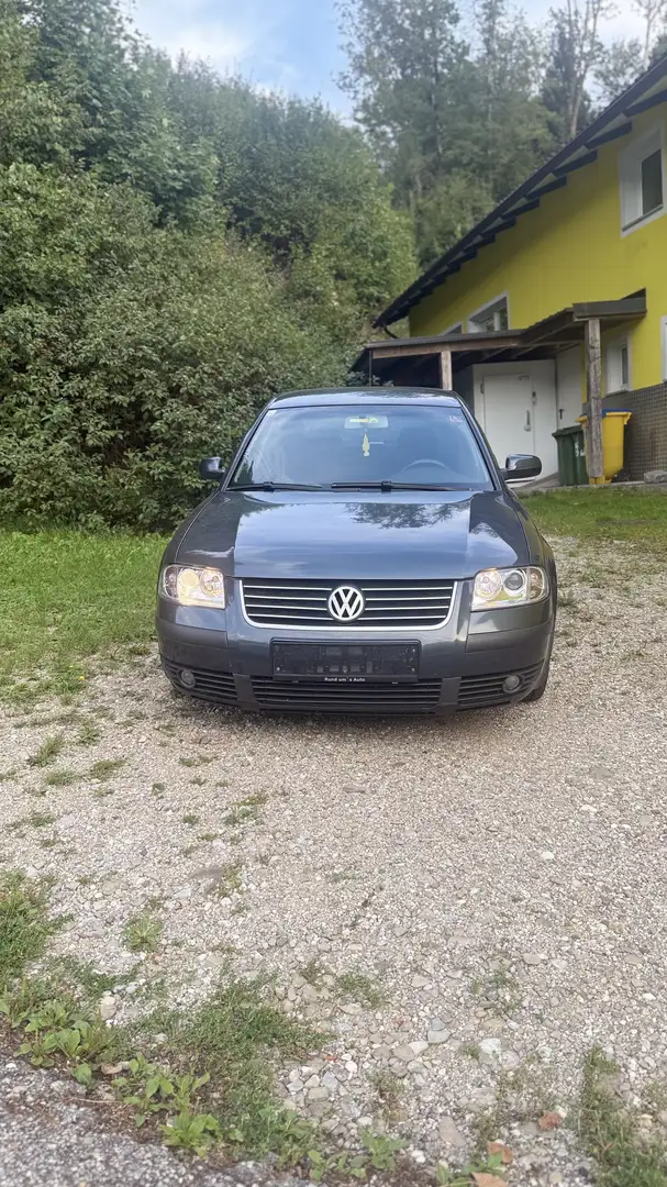 Volkswagen Passat 1.9 TDI Trendline - 2