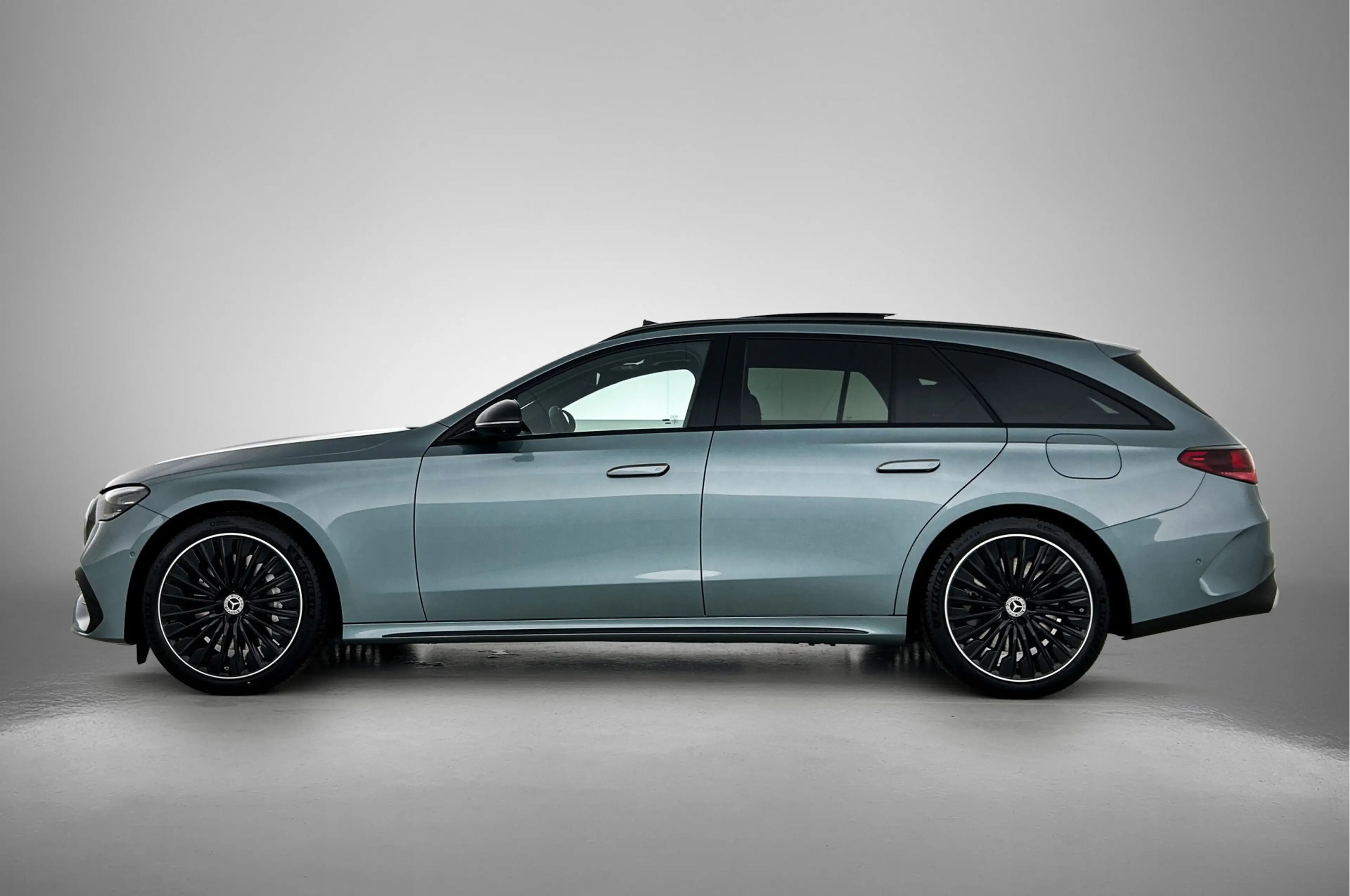 Mercedes-Benz E 300 Estate e Business Solution AMG | Winterpakket | Ni — photo 3