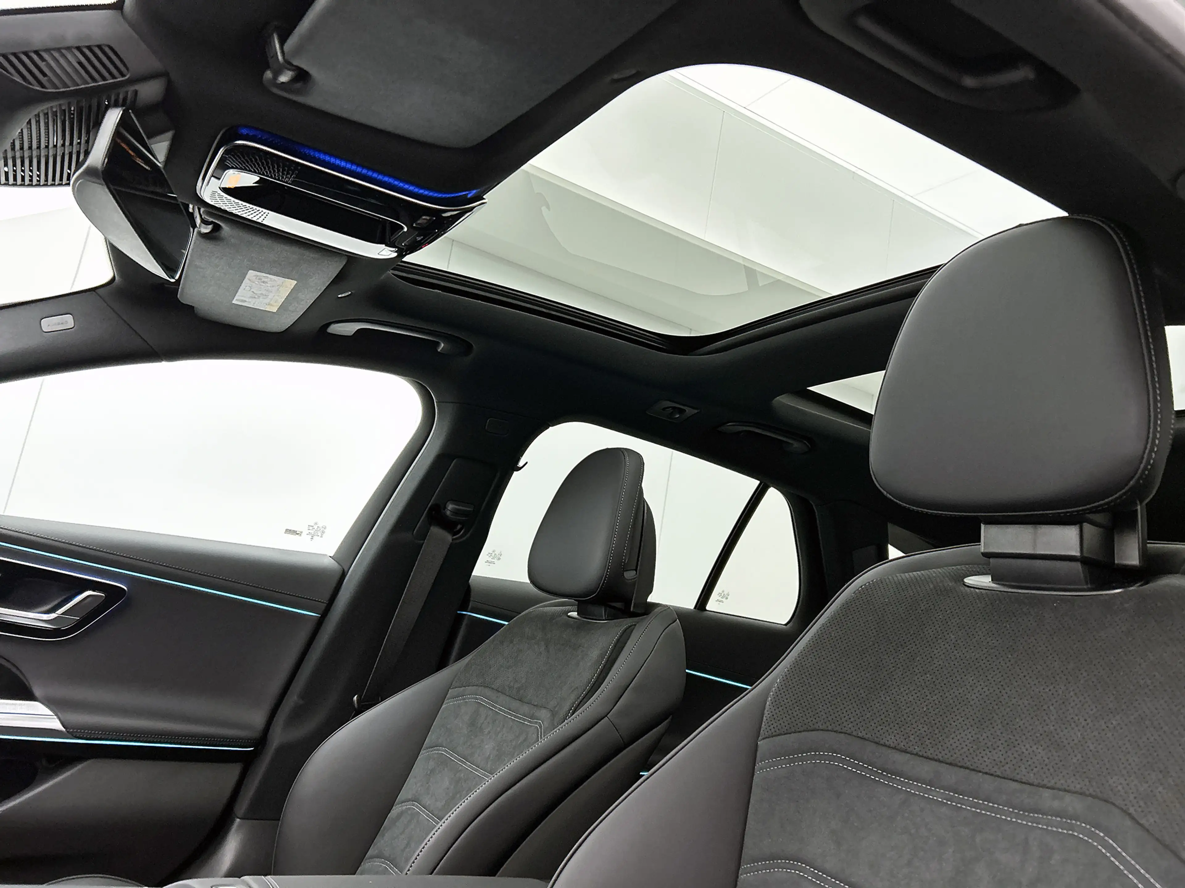 Mercedes-Benz E 300 Estate e Business Solution AMG | Winterpakket | Ni — photo 11